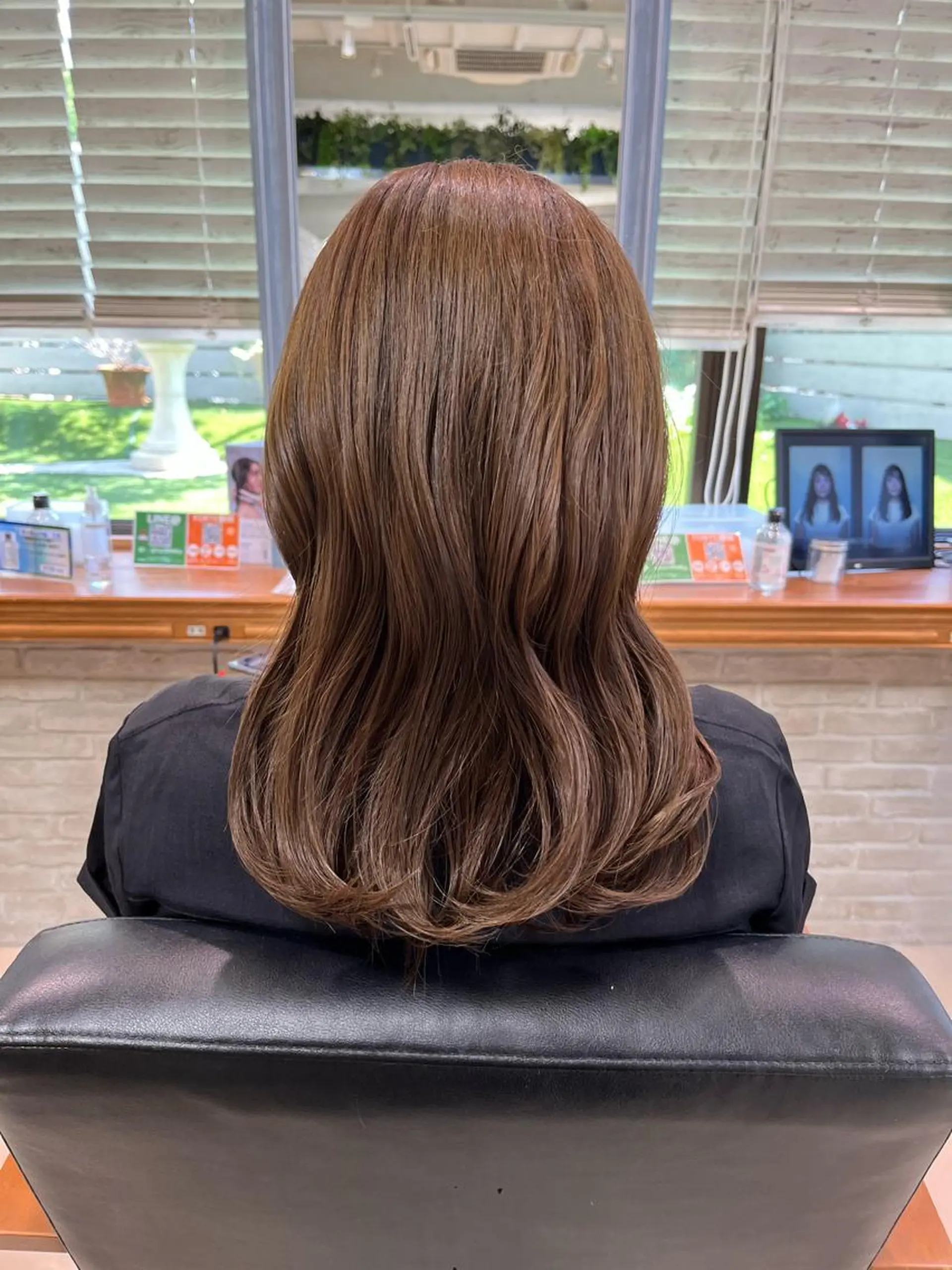 ミディアム カラー Froom🌻 村上夏菜のネイルデザイン