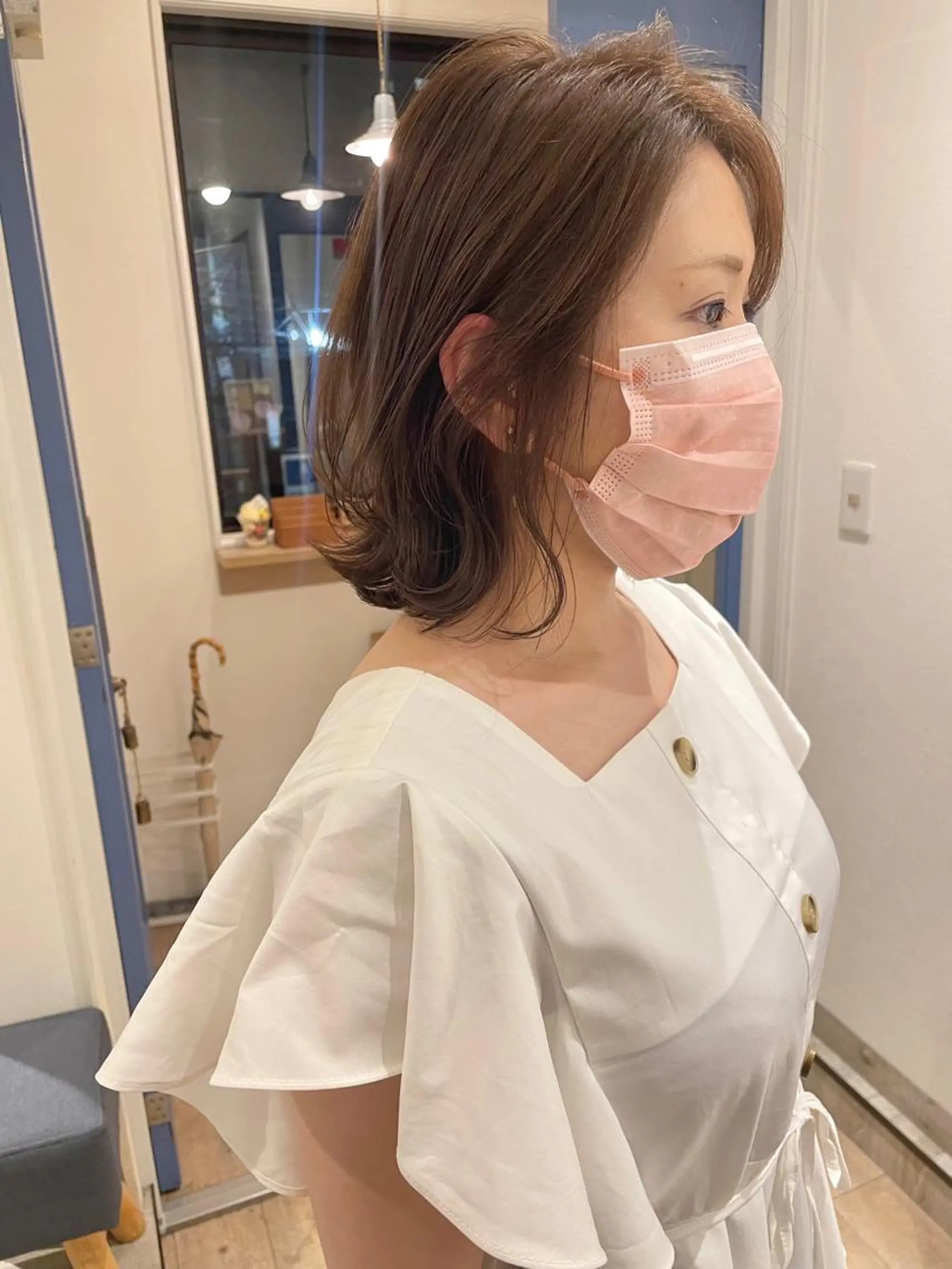 ミディアム カラー ボブレイヤー ベージュカラー ブリーチ 透明感カラー グレージュ 🩰オリーブ/ ベージュ松本咲花🩰のヘアスタイル