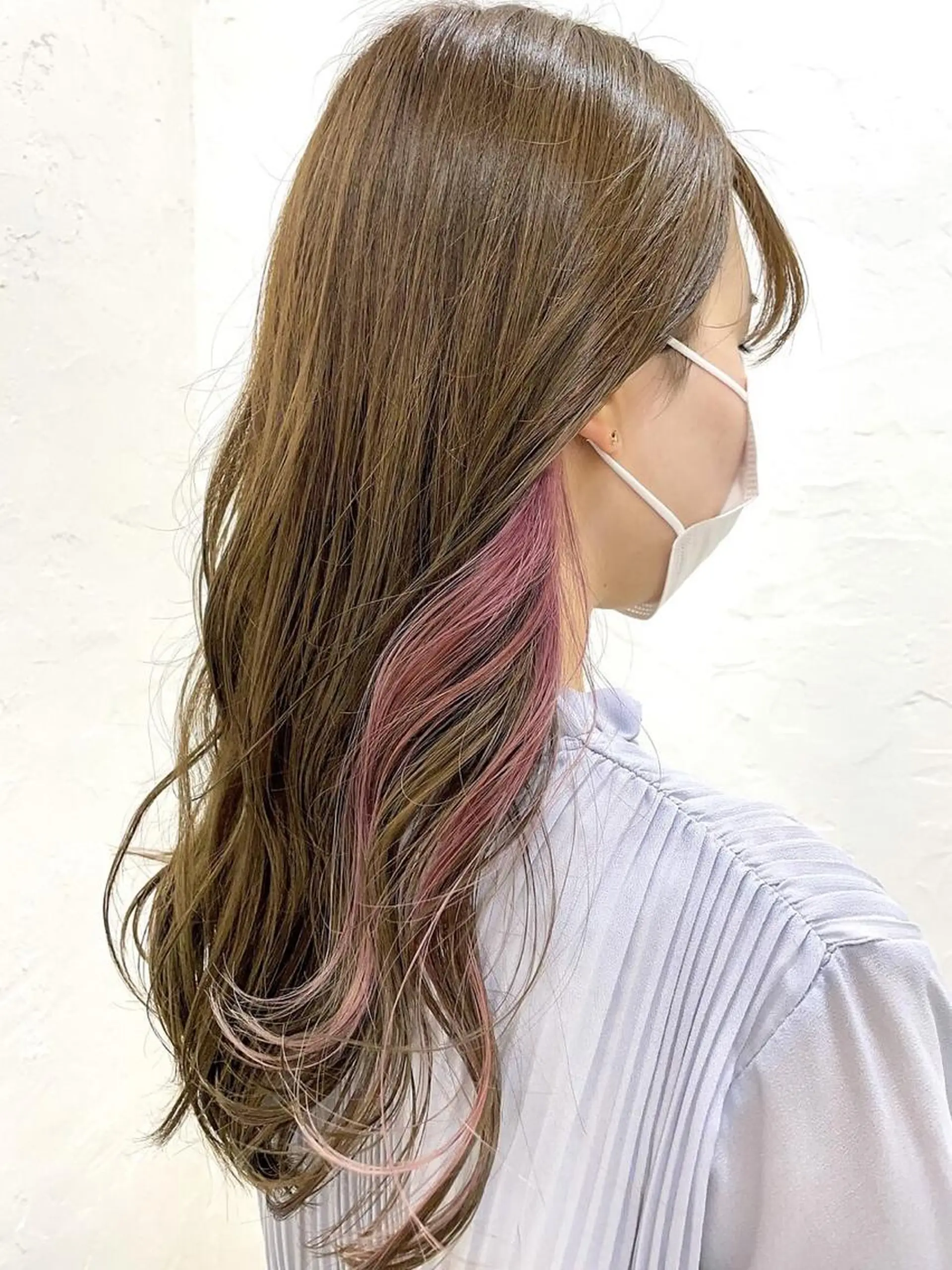 ロング カラー 小原 慧美のヘアスタイル