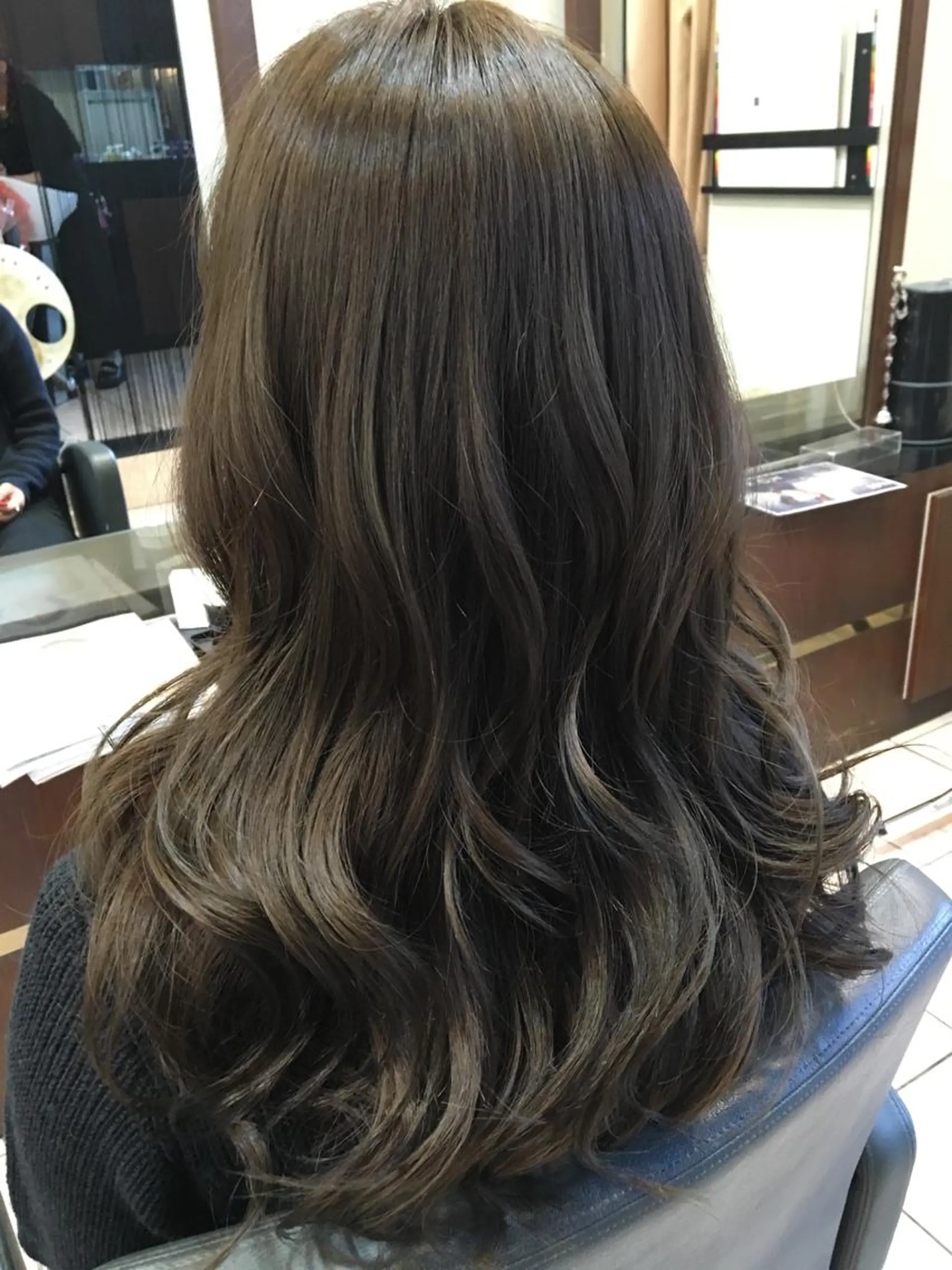 ショート ミディアム セミロング ロング カラー パーマ ヘアアレンジ MODEK's阿倍野 伊藤サダキのヘアスタイル