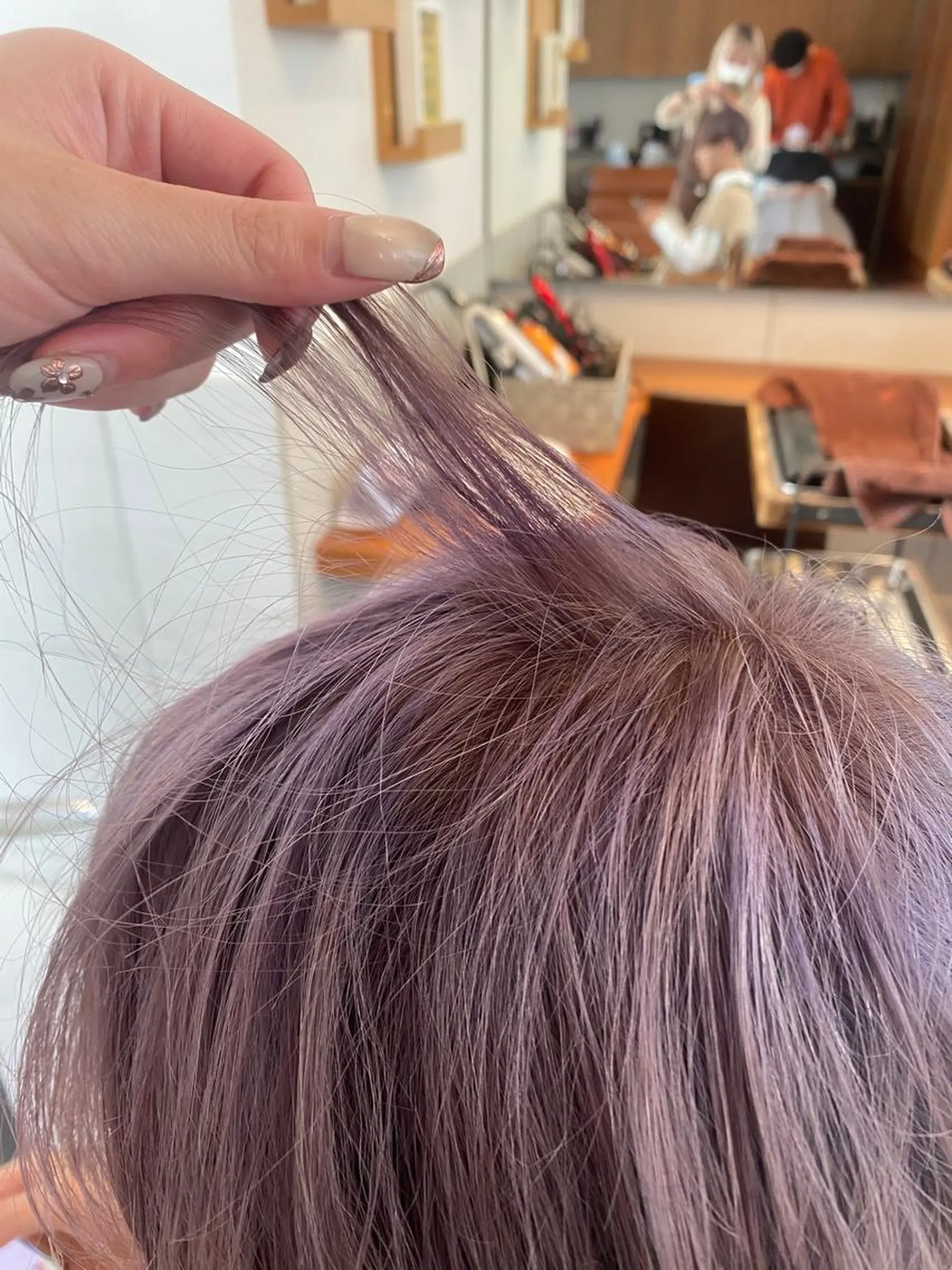 セミロング カラー ダブルカラー ラベンダーカラー ヘアカラー トリートメント 袴着付け予約受付中/ 渡辺奈緒のその他イメージ