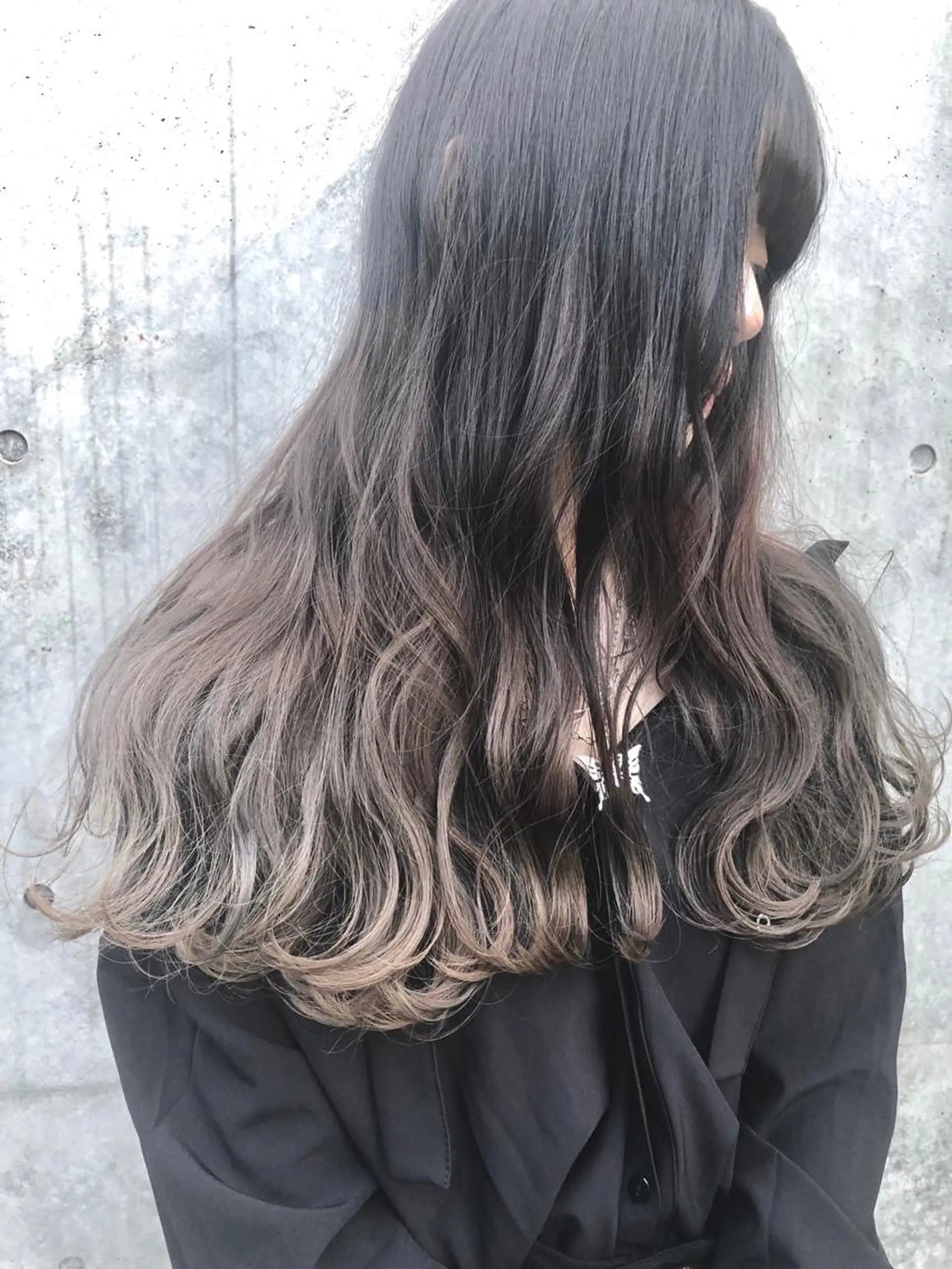 ロング カラー 店長 小池アキトのヘアスタイル