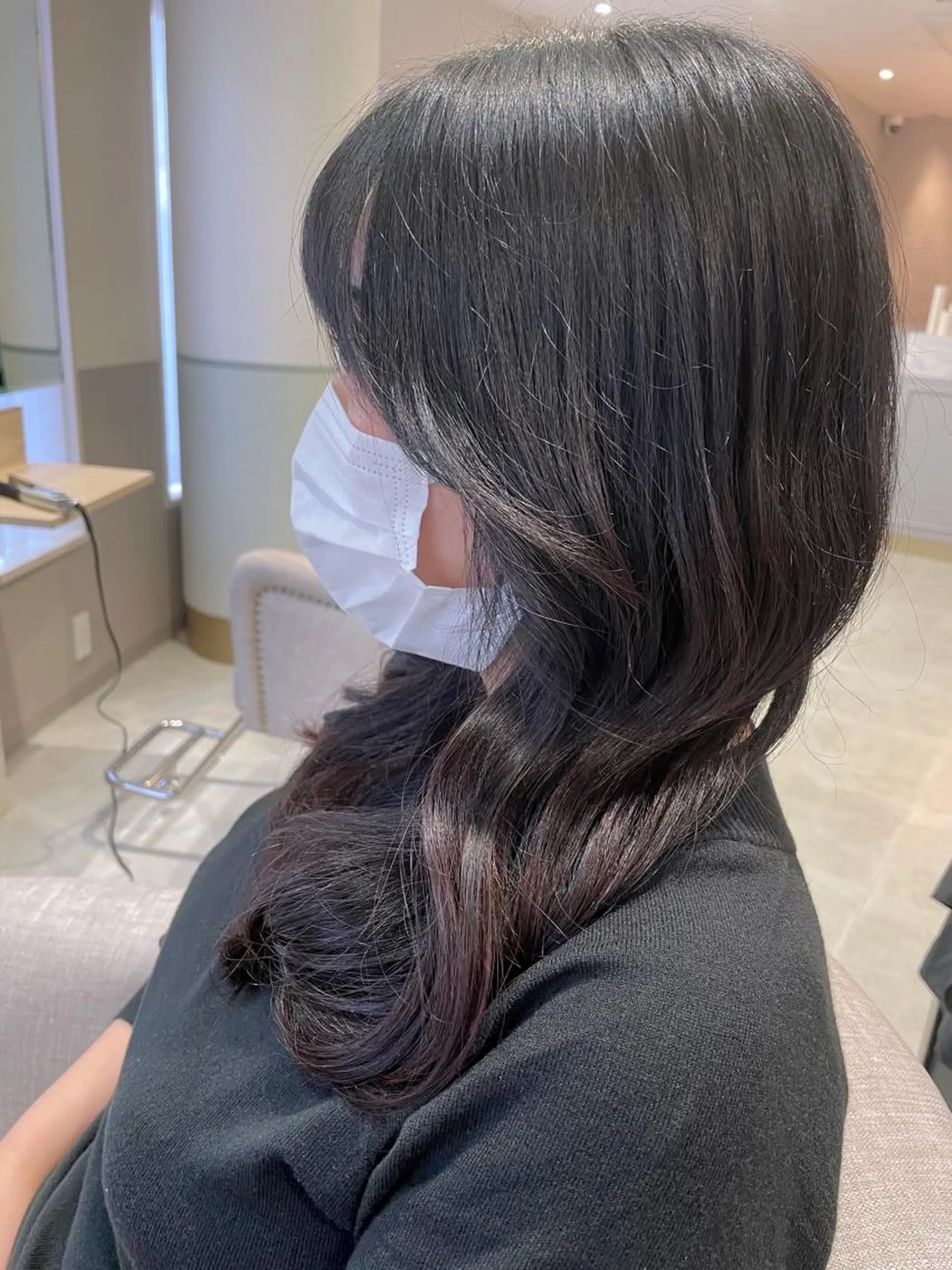 セミロング 髪質改善お任せ ください♪ひとみのヘアスタイル