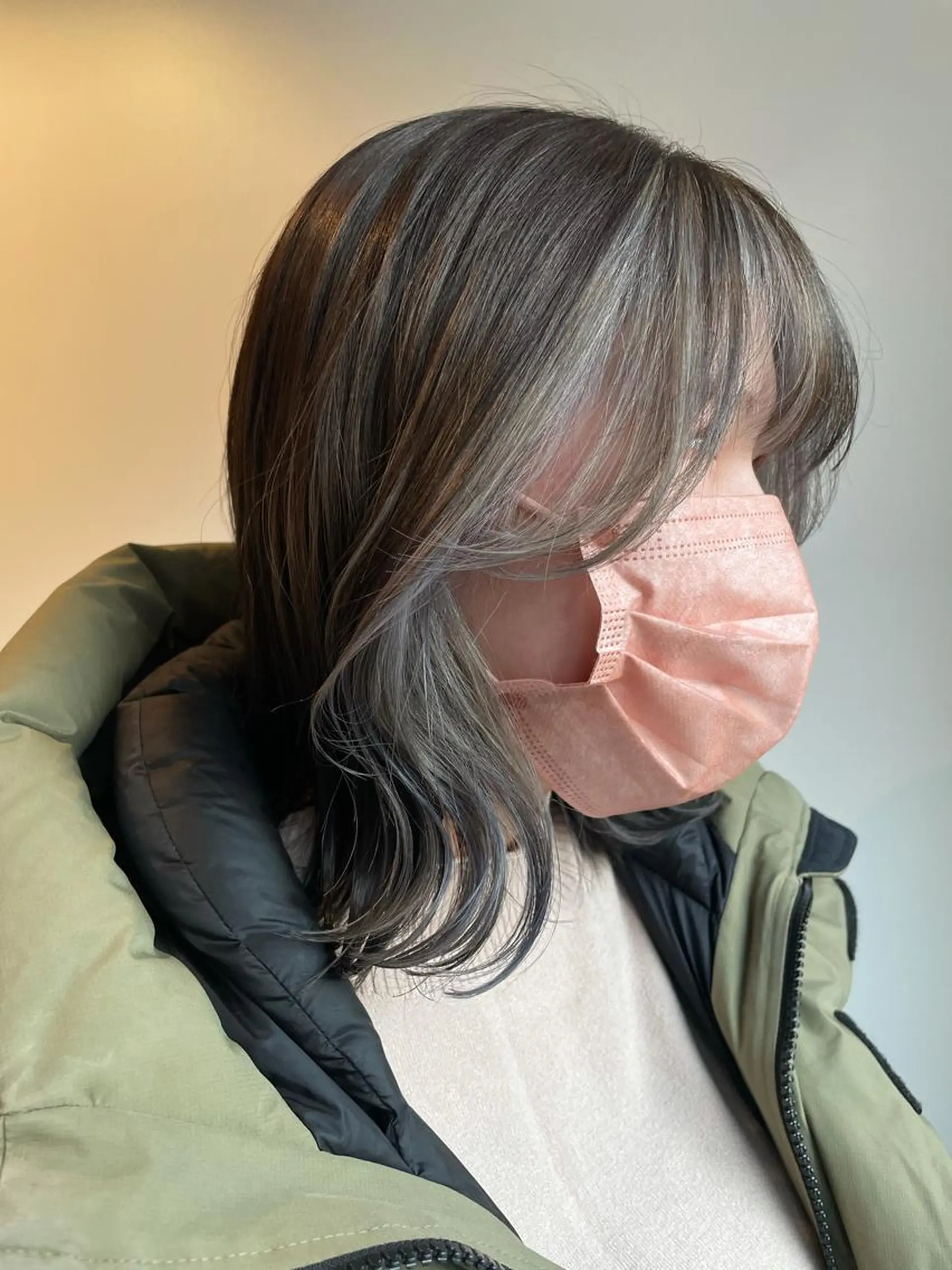 ミディアム カラー ヘアアレンジ パープルカラー カット トリートメント REONA🪽✨薬院 レイヤーカット🫧のヘアスタイル