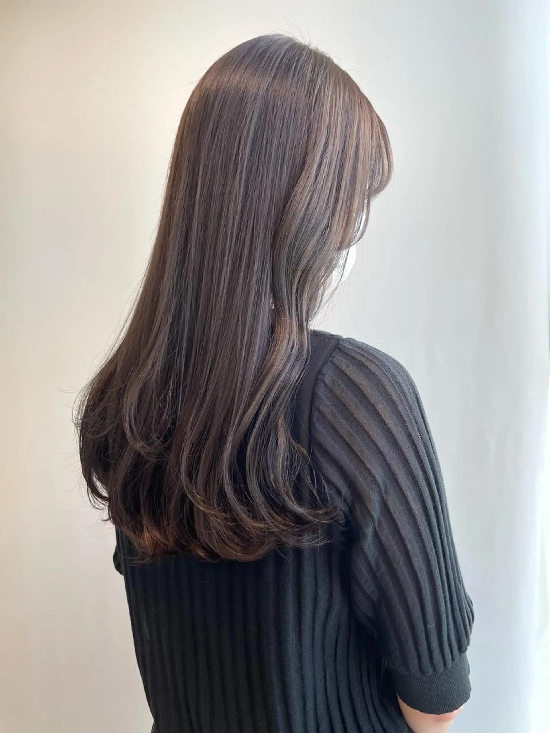 ロング カラー カット ヘアカラー トリートメント 山口 莉奈のヘアスタイル