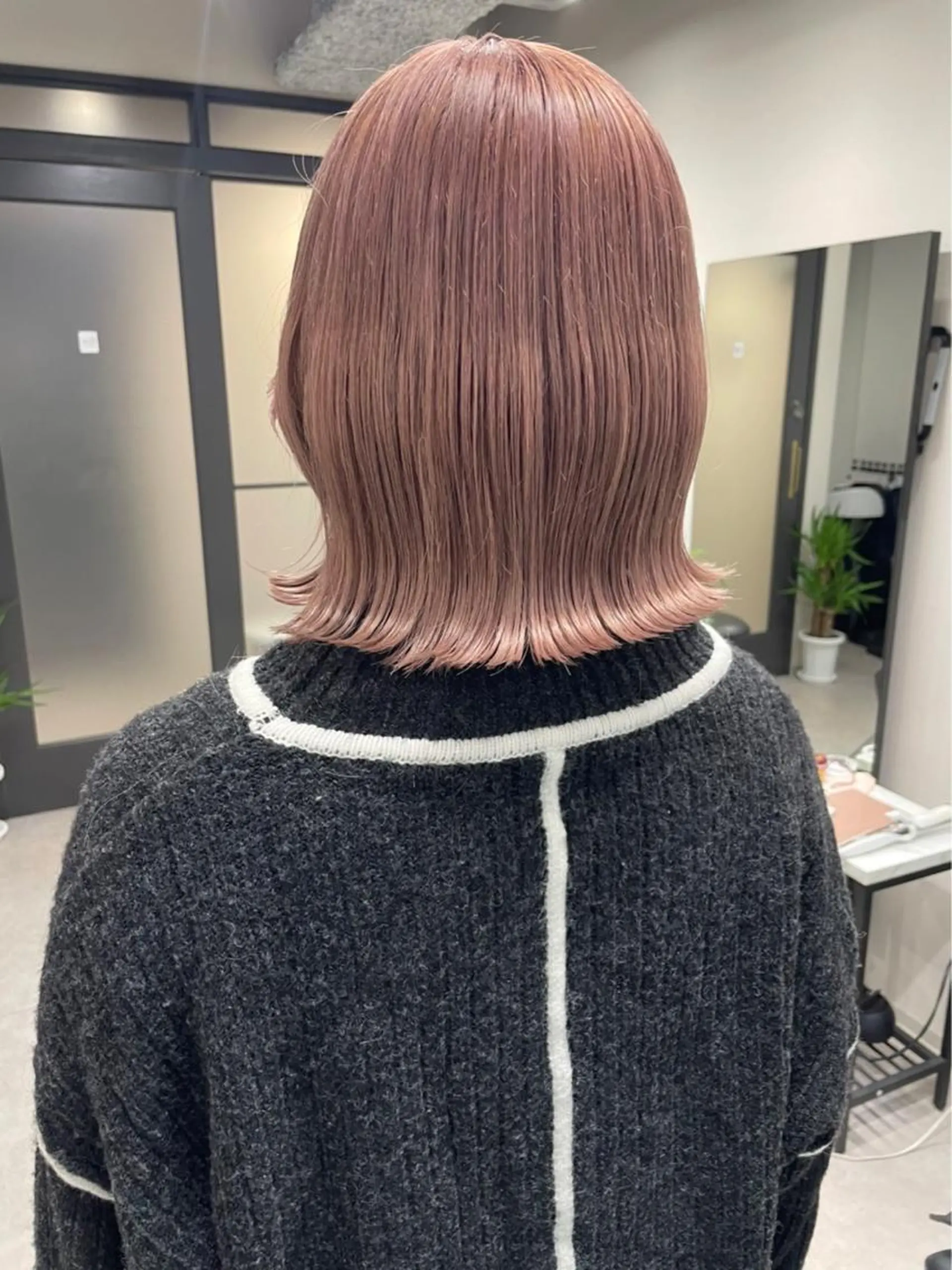 ミディアム 🌸インナーカラー 🌸藤井春華のヘアスタイル