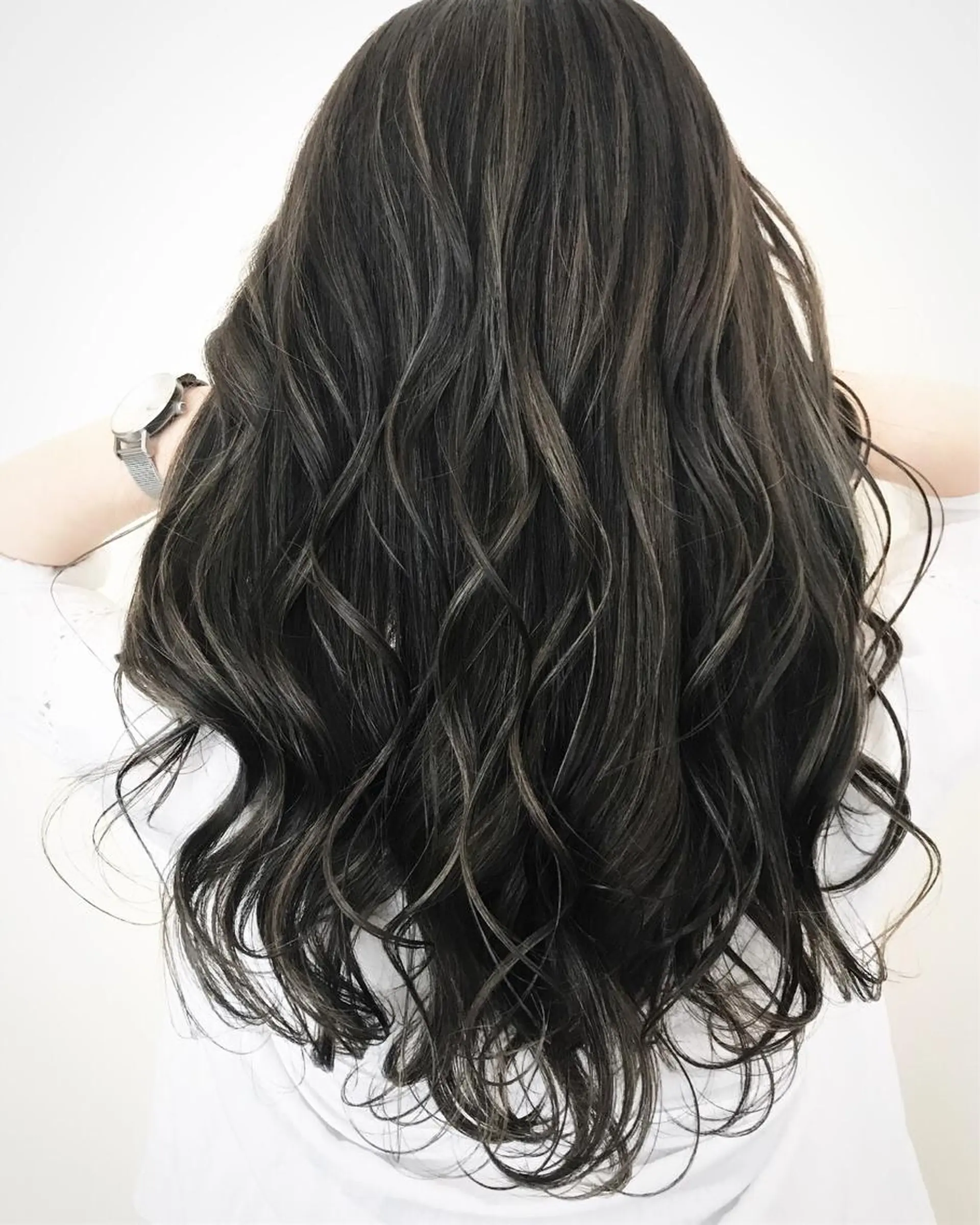 ロング カラー 髪質改善サロン 心斎橋ARCHEのヘアスタイル