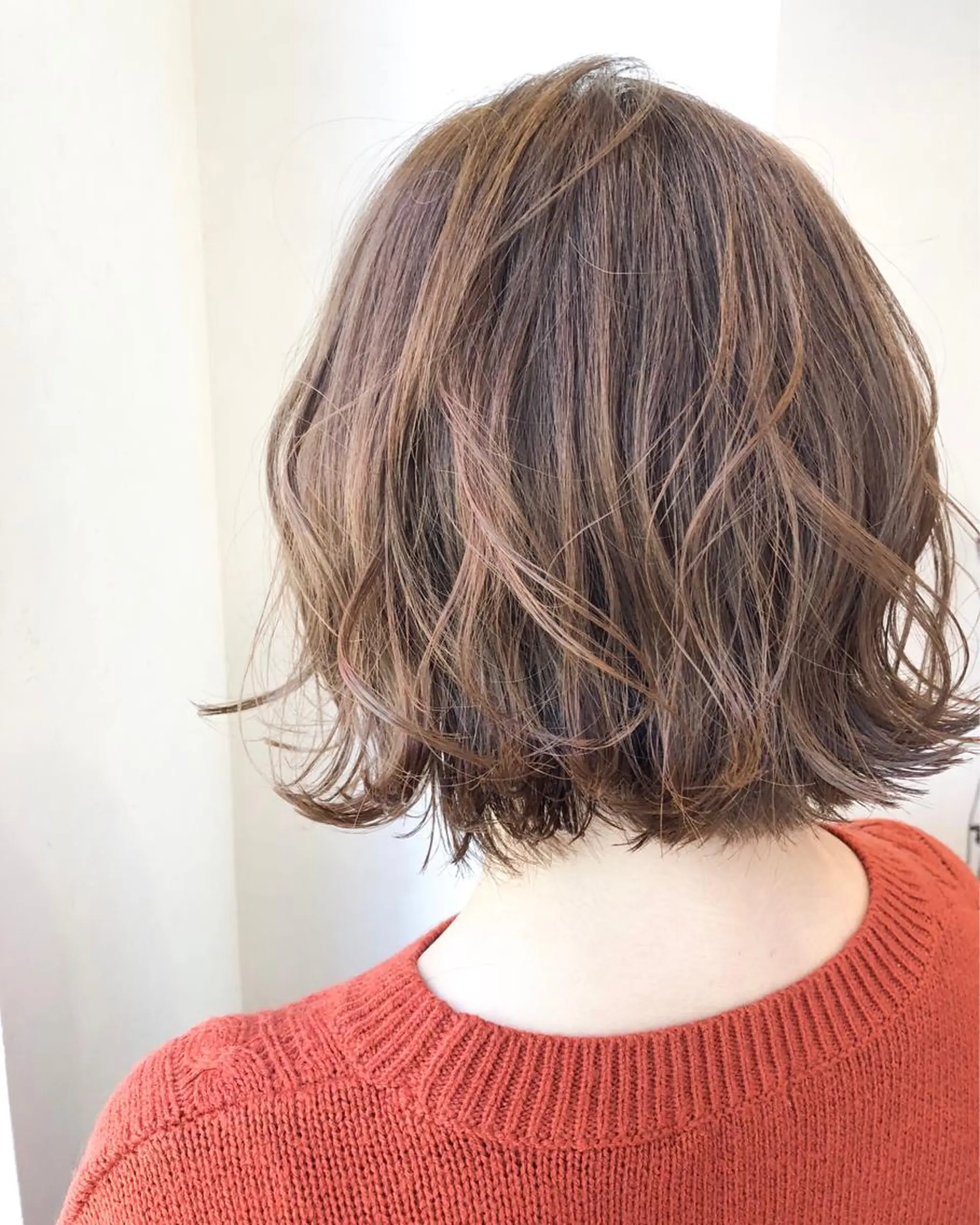 ショート カラー アッシュ ベージュカラー TOWA 野村　コウダイのヘアスタイル