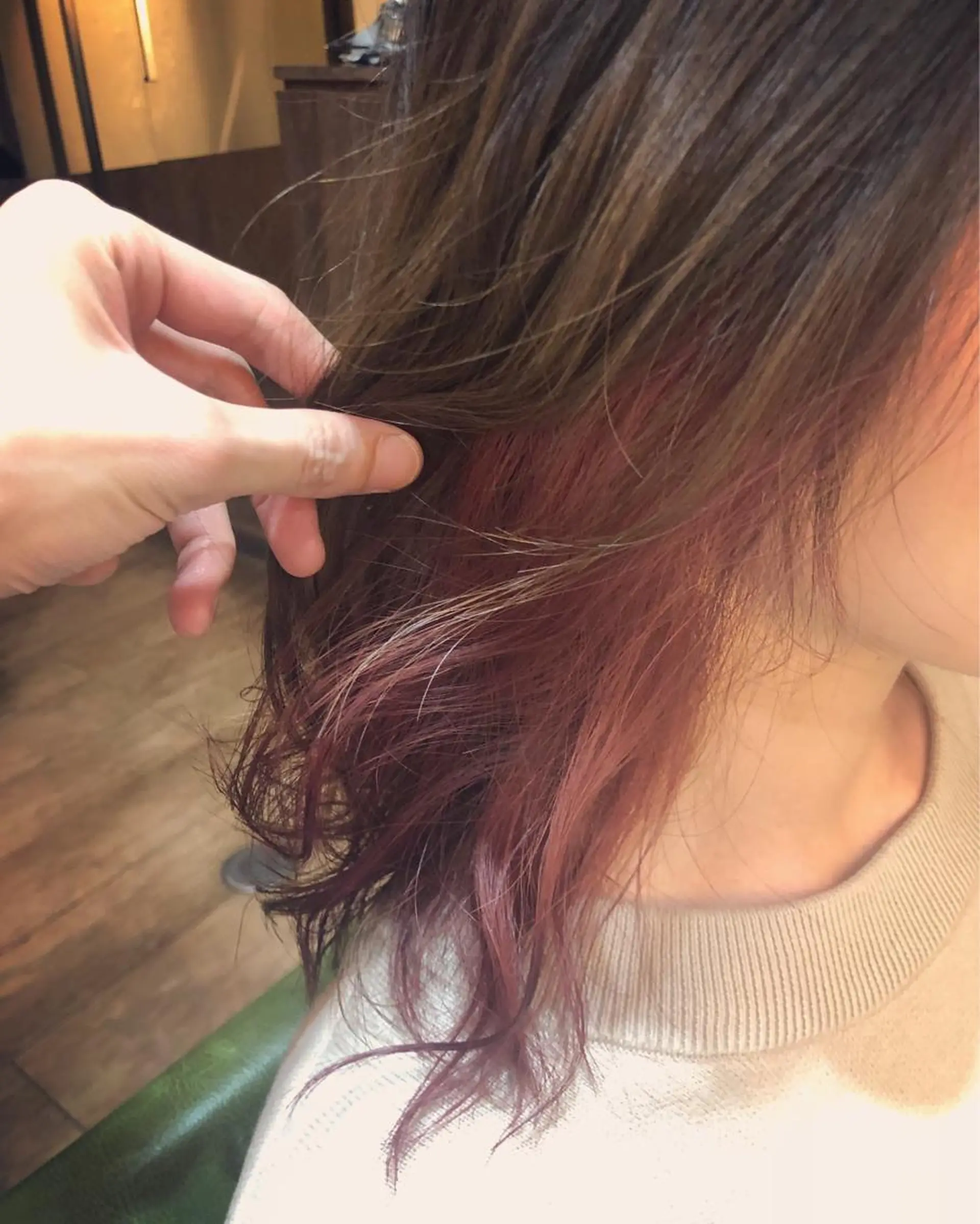 ミディアム カラー ピンクカラー カット ヘアカラー トリートメント 原宿サロン代表 デザインカラー伊藤卓のヘアスタイル
