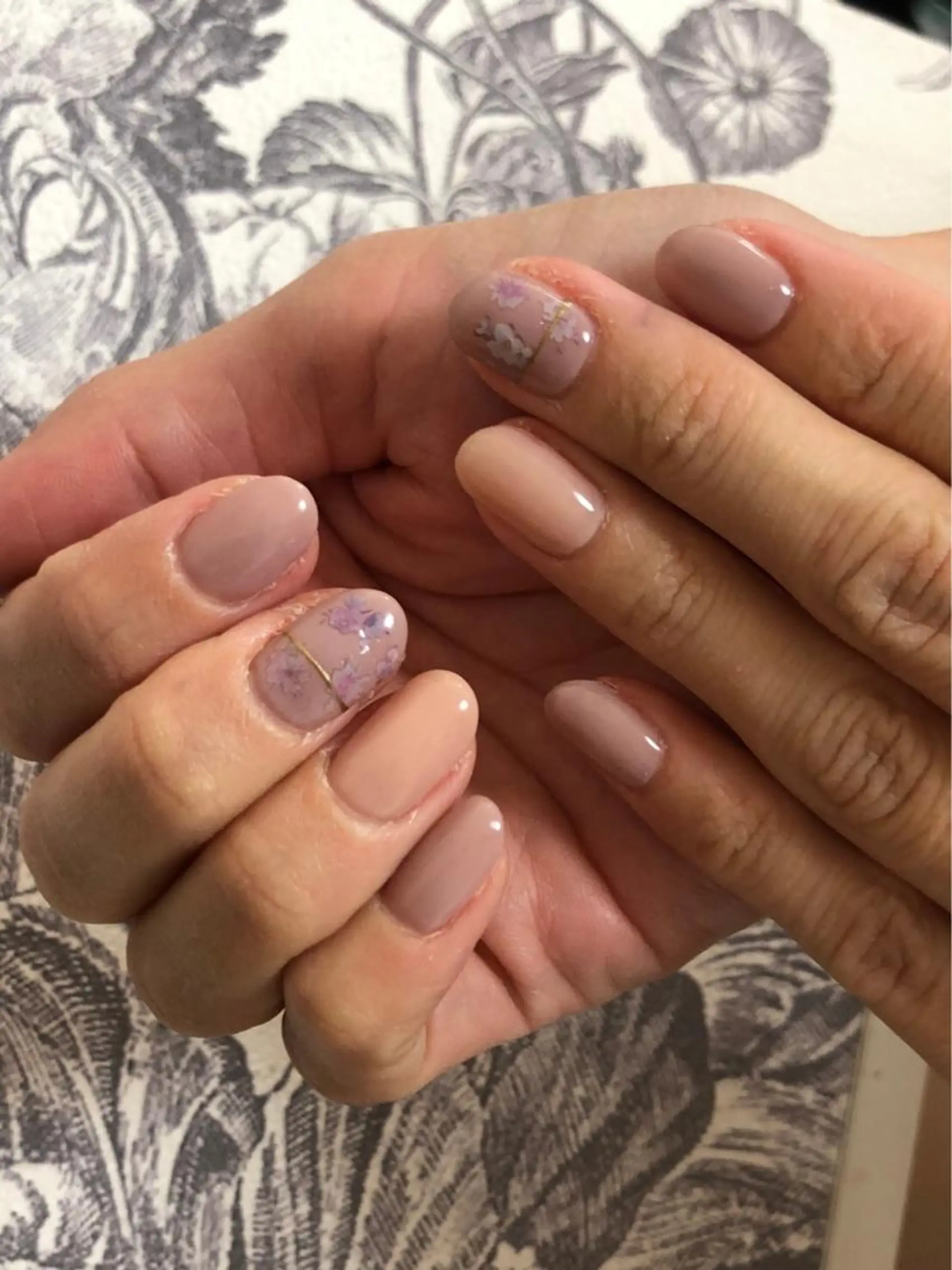 ネイル フットネイル グリーン オフィスネイル ワンカラーネイル Lily Roseスタッフ一同のマツエク・マツパデザイン