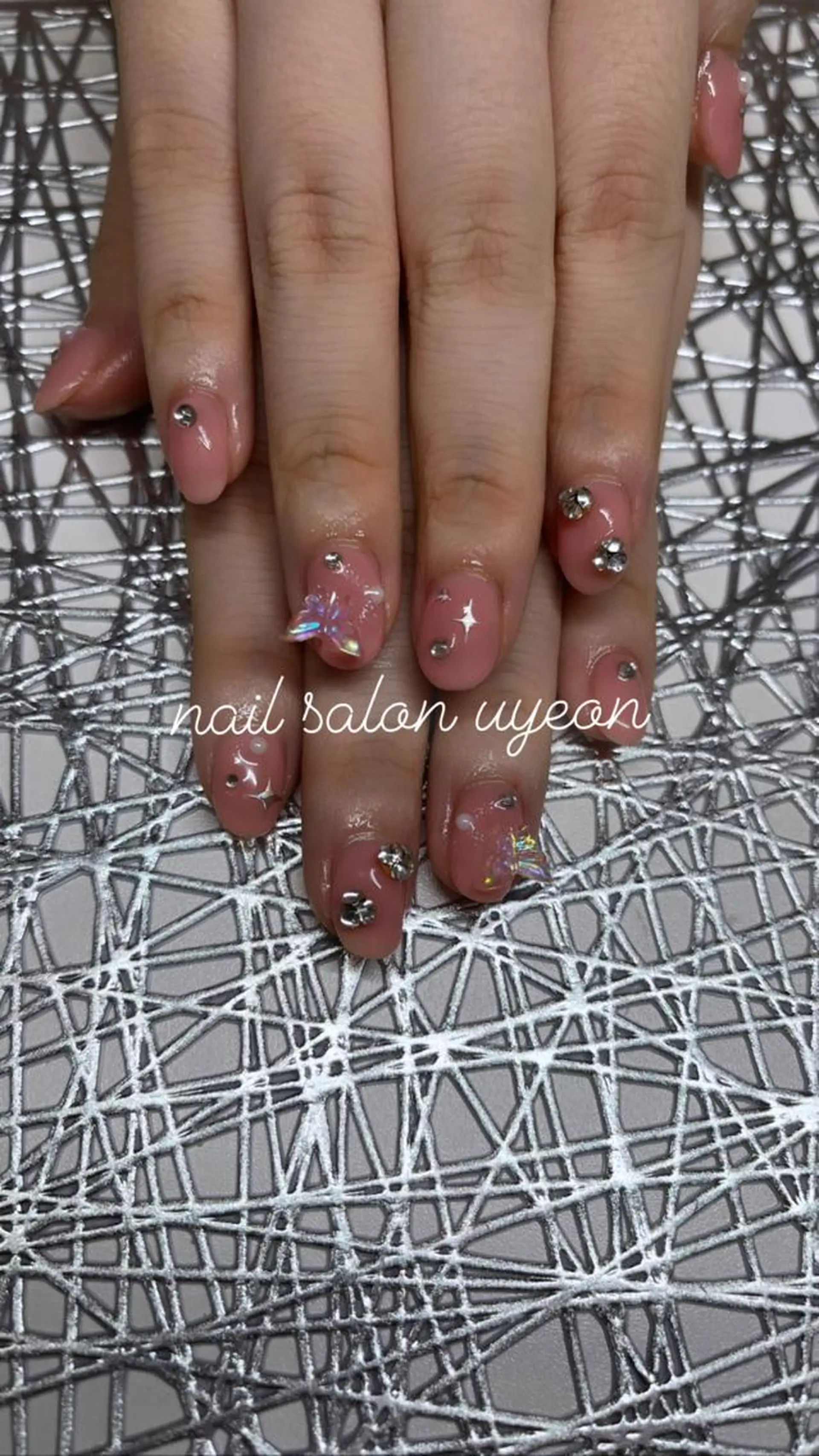 ネイル 鈴木 愛のネイルデザイン