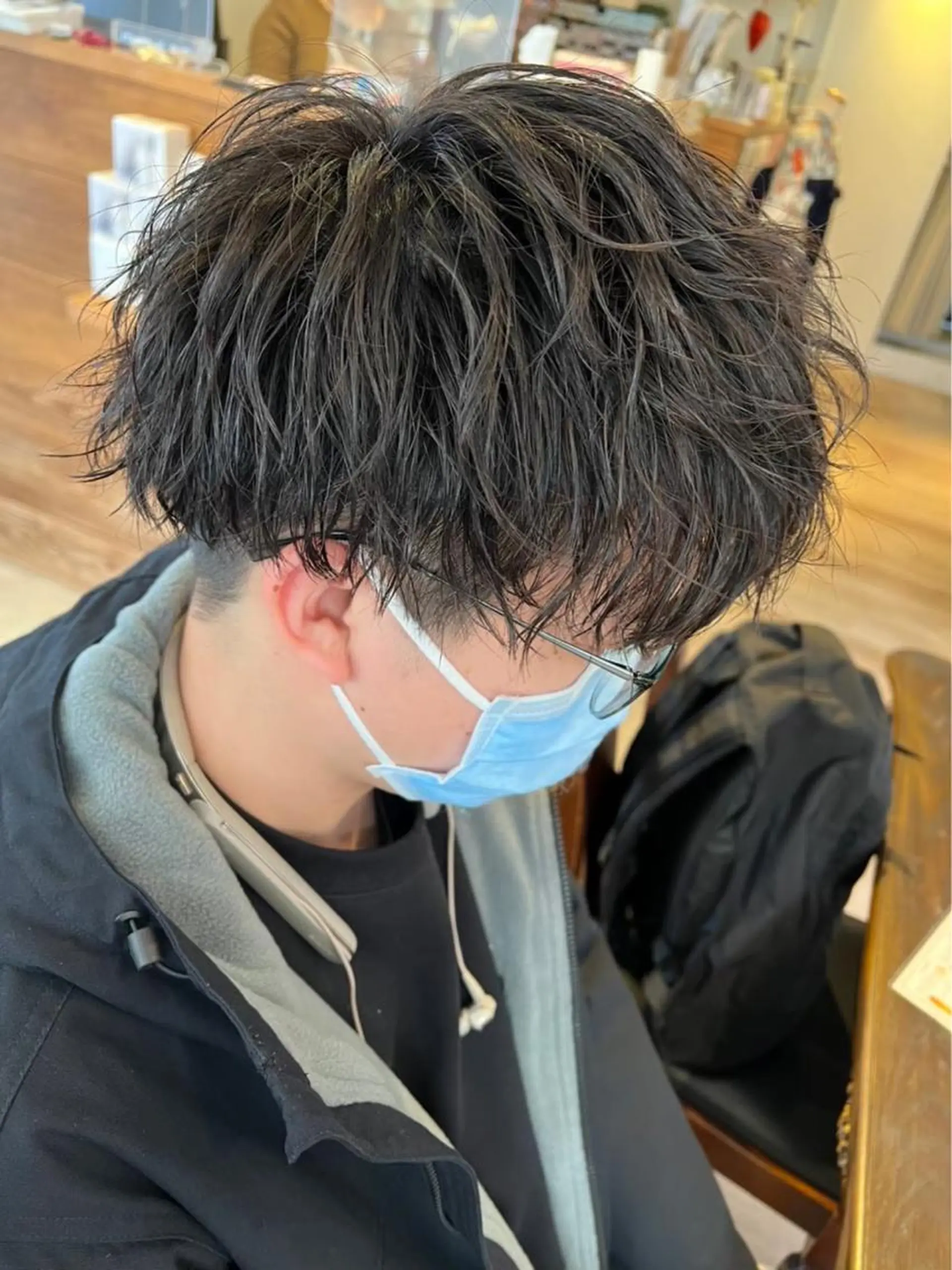 カラー メンズ メンズブリーチ メンズインナーカラー メンズ韓国風 マッシュ メンズパーマ 無料カットモデル／ 髪質改善／角田 龍汰のヘアスタイル