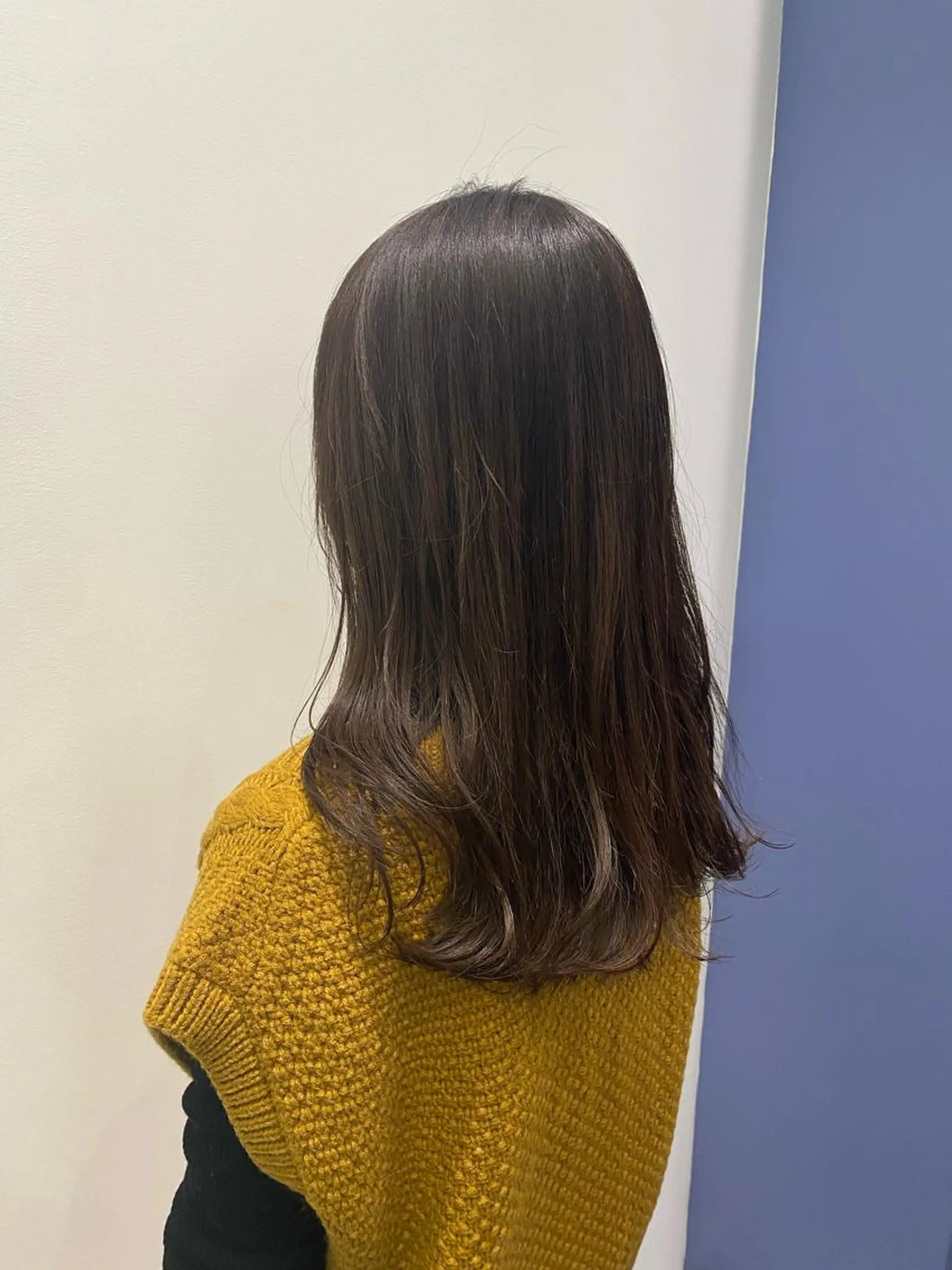 セミロング カラー ベージュカラー オリーブベージュ カット ヘアカラー トリートメント ✨透明感カラー✨ 🦖佐々木未来🦕のヘアスタイル