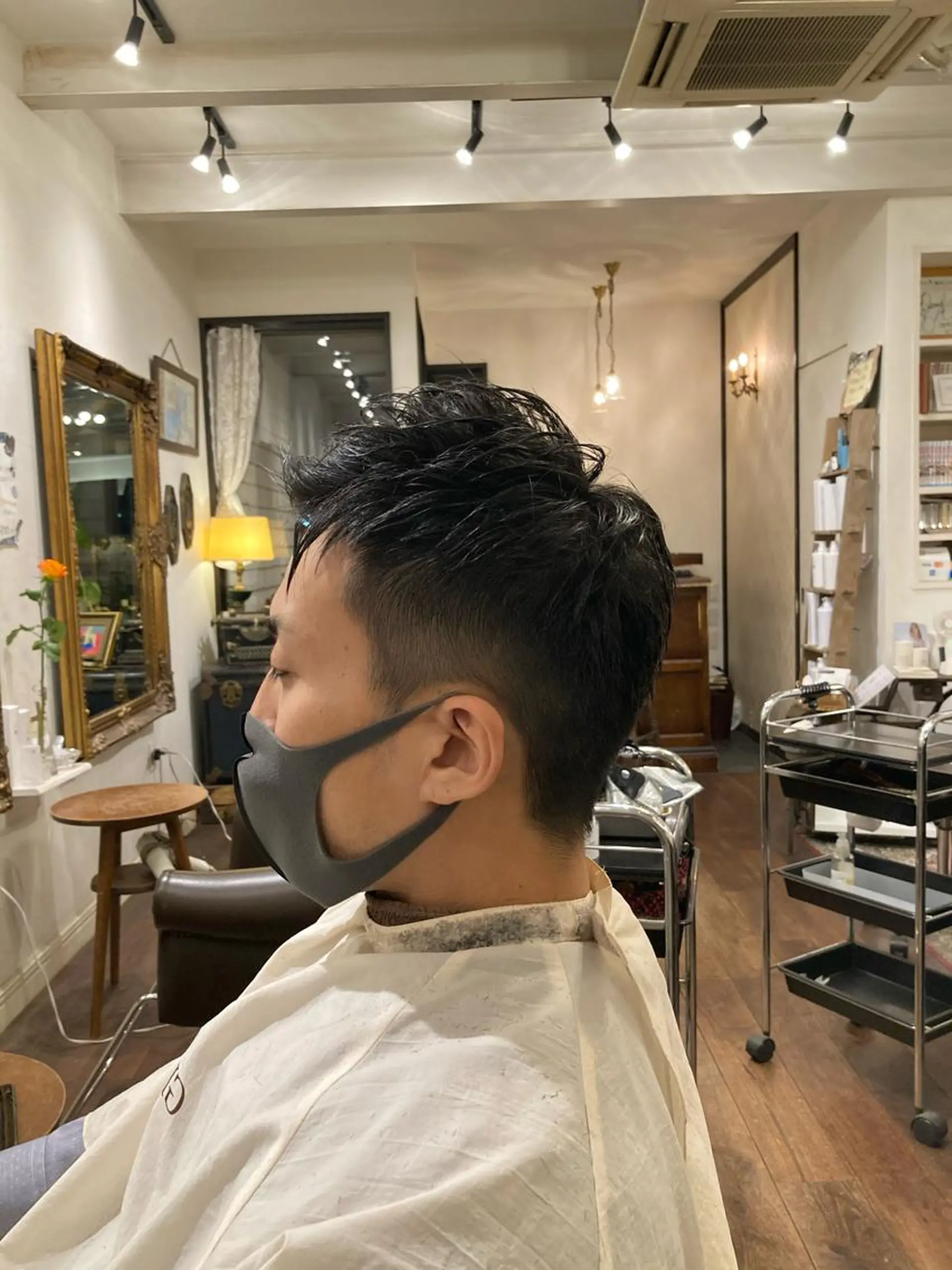 ショート 酸性ストレート✨ 艶カラー✨谷口倭子のヘアスタイル