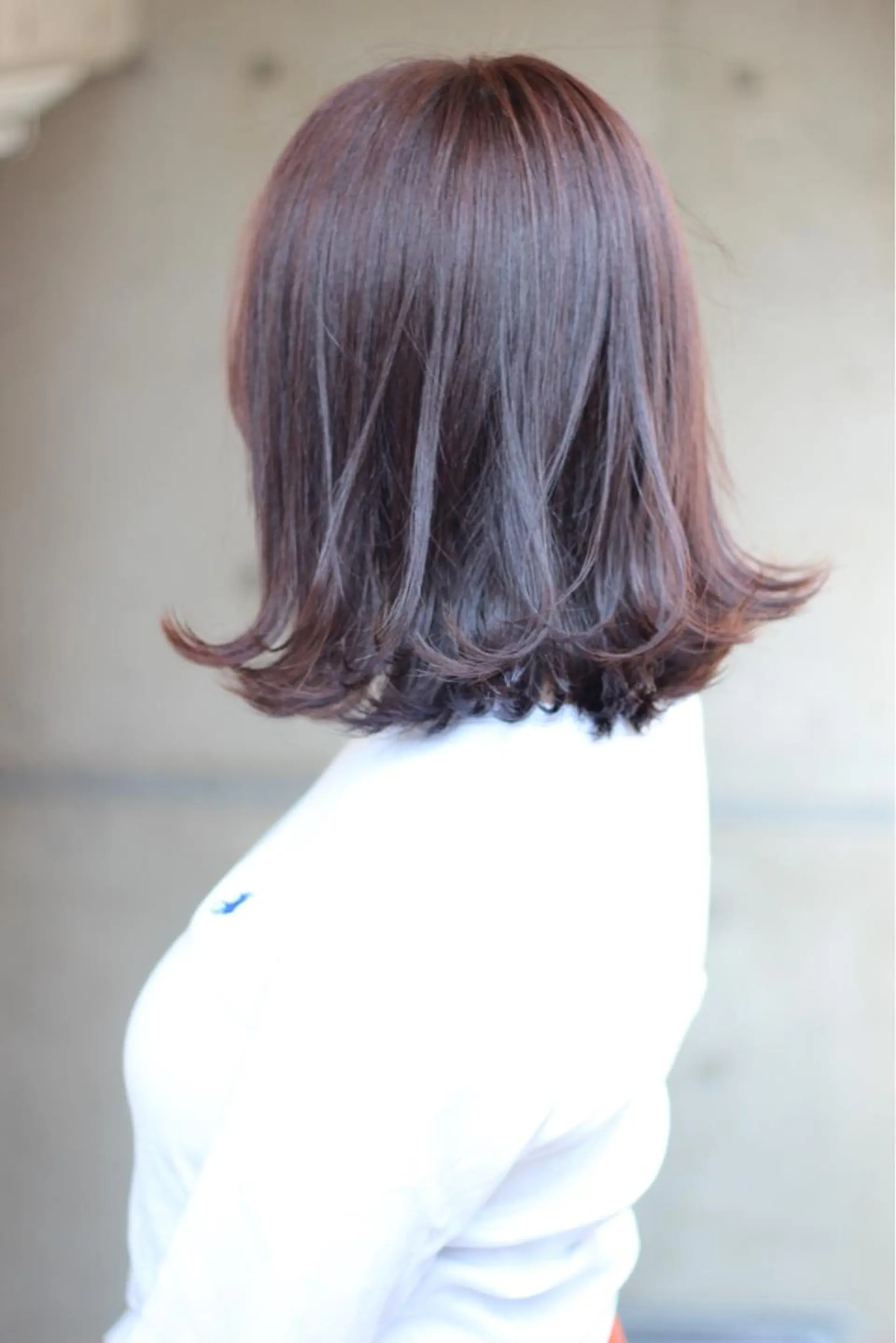 ミディアム カラー パーマ アッシュ 成松 勇治のヘアスタイル