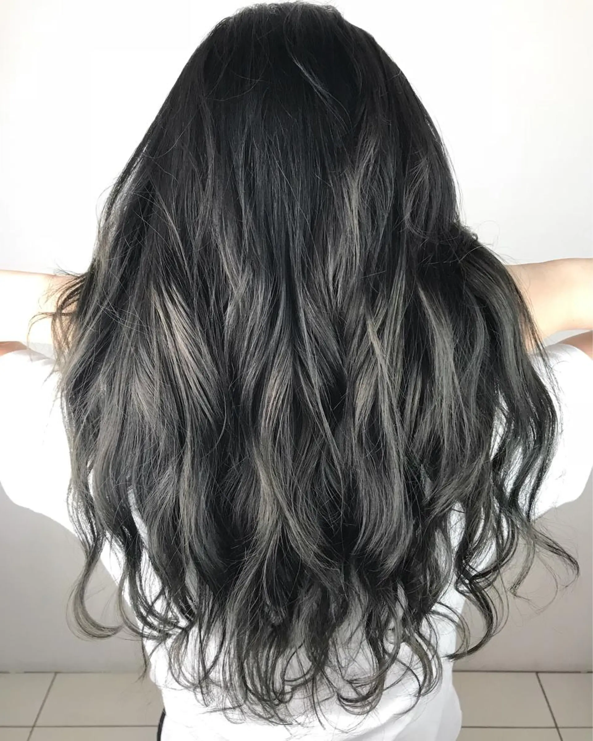 セミロング MORISAKI ✂︎縮毛矯正のヘアスタイル