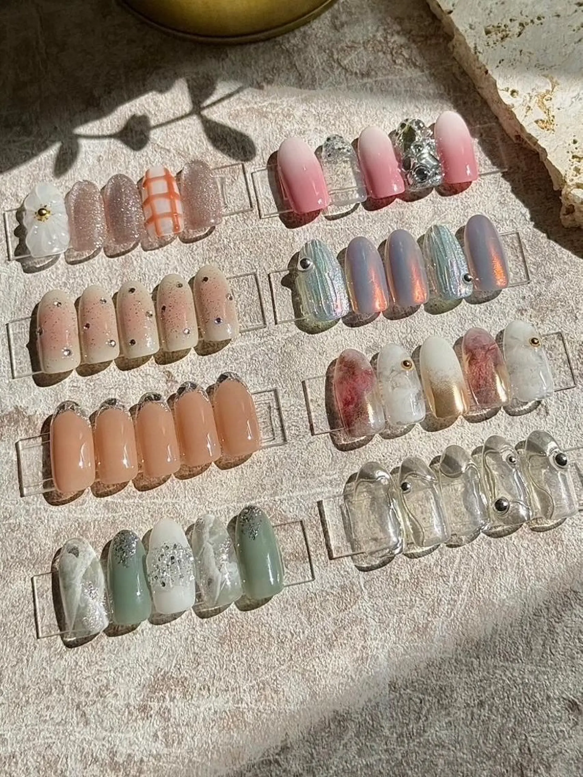 ネイル 𝗁𝖺𝗇𝖺 のネイルデザイン