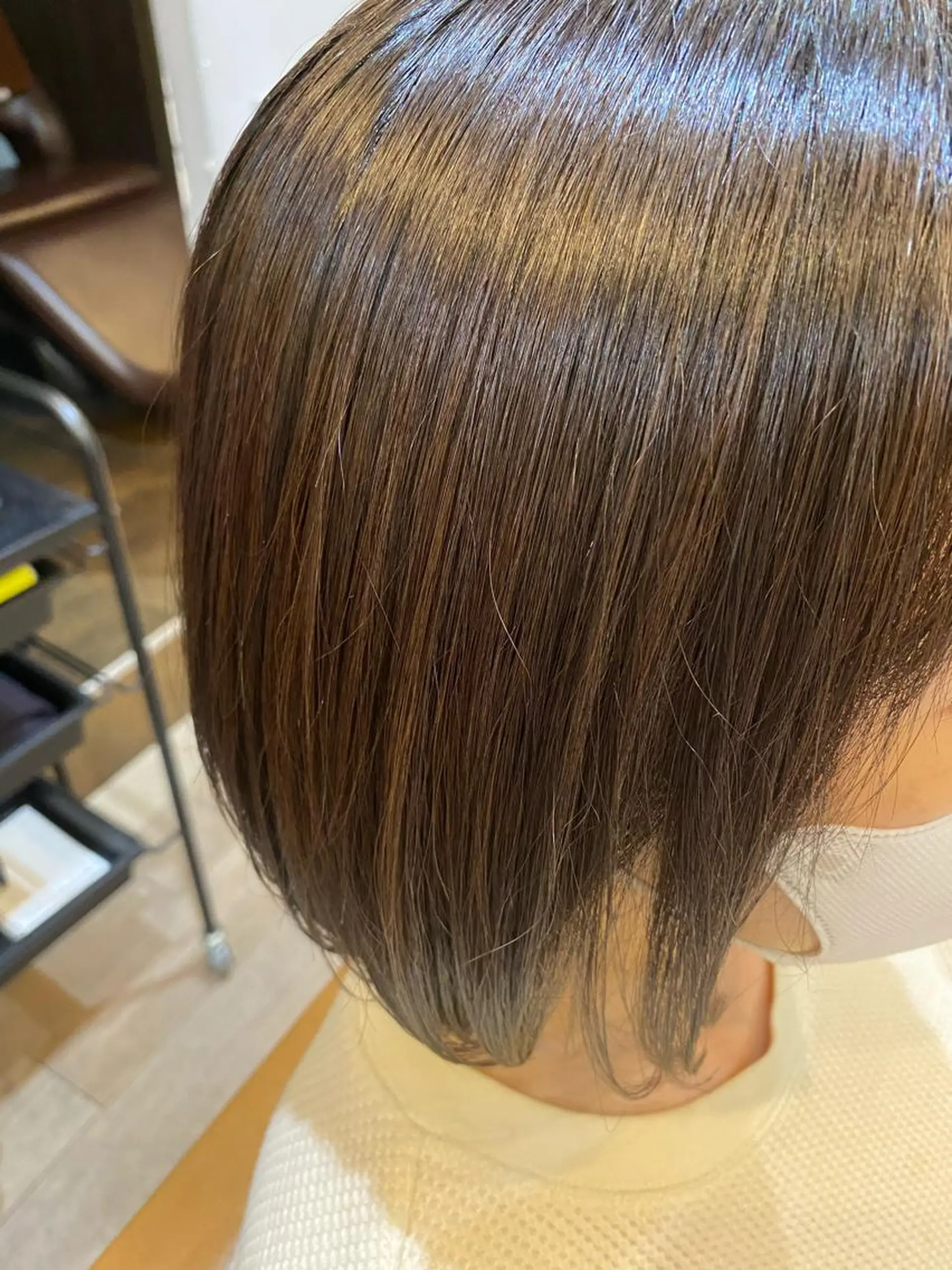 ミディアム カラー ベージュカラー 佐藤 優衣のヘアスタイル