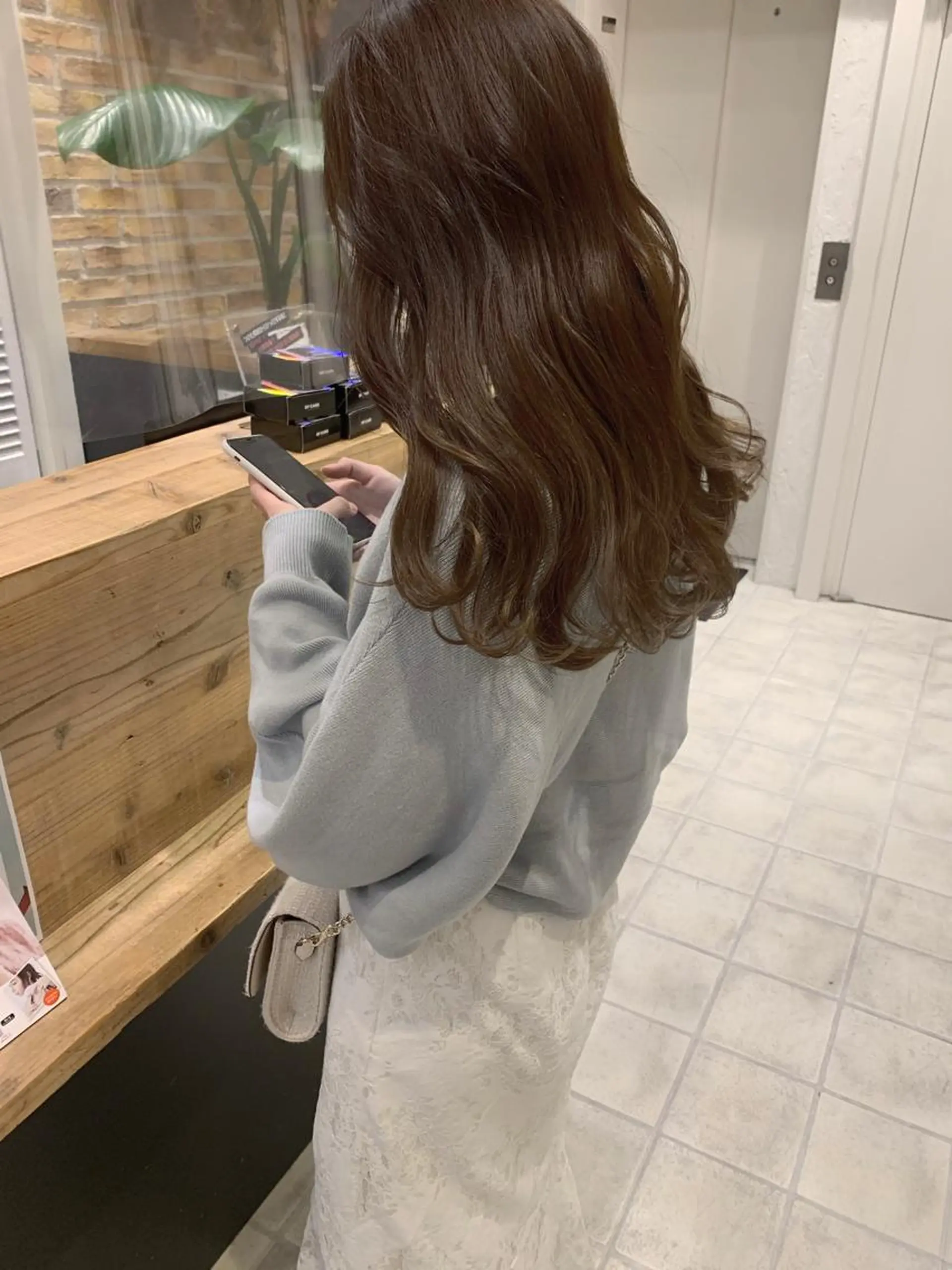 セミロング カラー オリーブカラー 🌟アレンジが似合う カラー🌟Rumiのヘアスタイル