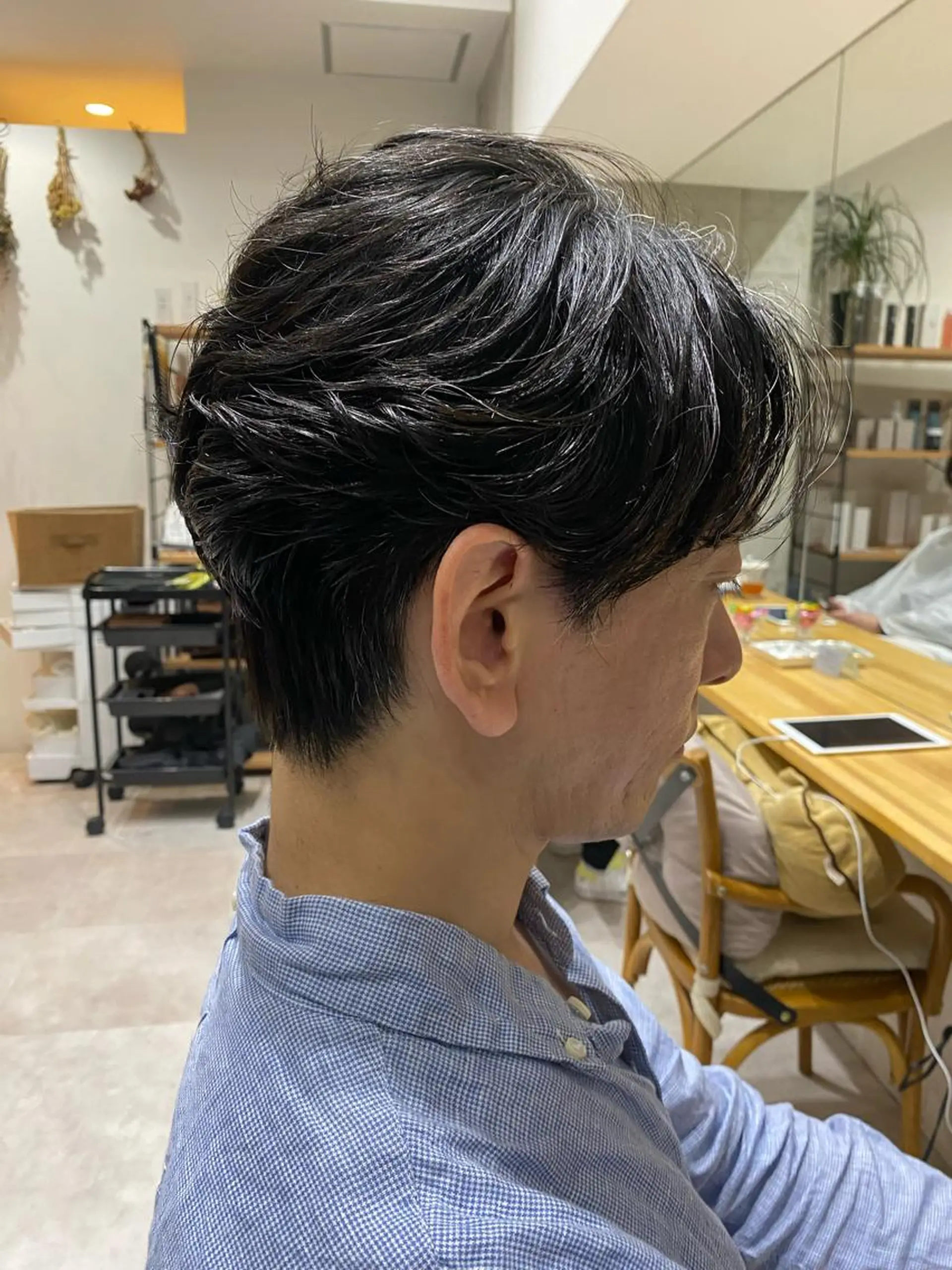 ミディアム パーマ カット パーマ Dxxxx III所属・似合う髪型が 分からない方へのヘアスタイル