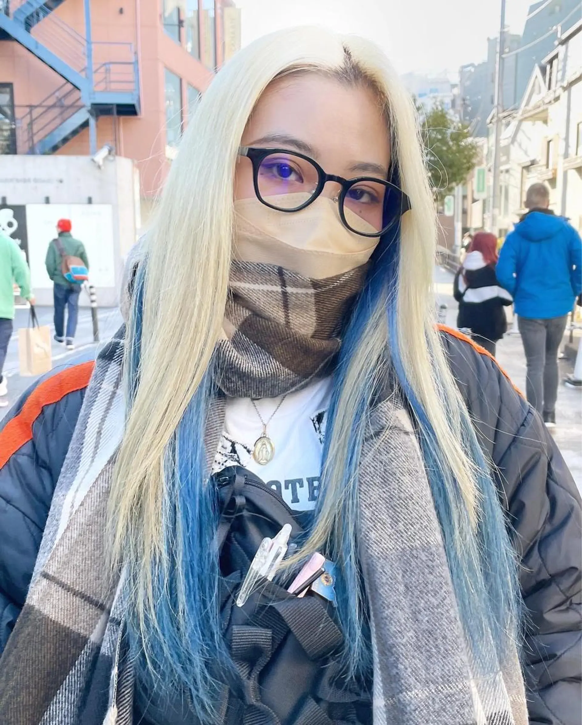 ロング カラー ヘアアレンジ ブロンド デザインカラー イヤリングカラー インナーカラー ヘアカラー トリートメント ヘアセット 柔らかカラー/ レイヤーYUTO🧋のヘアスタイル