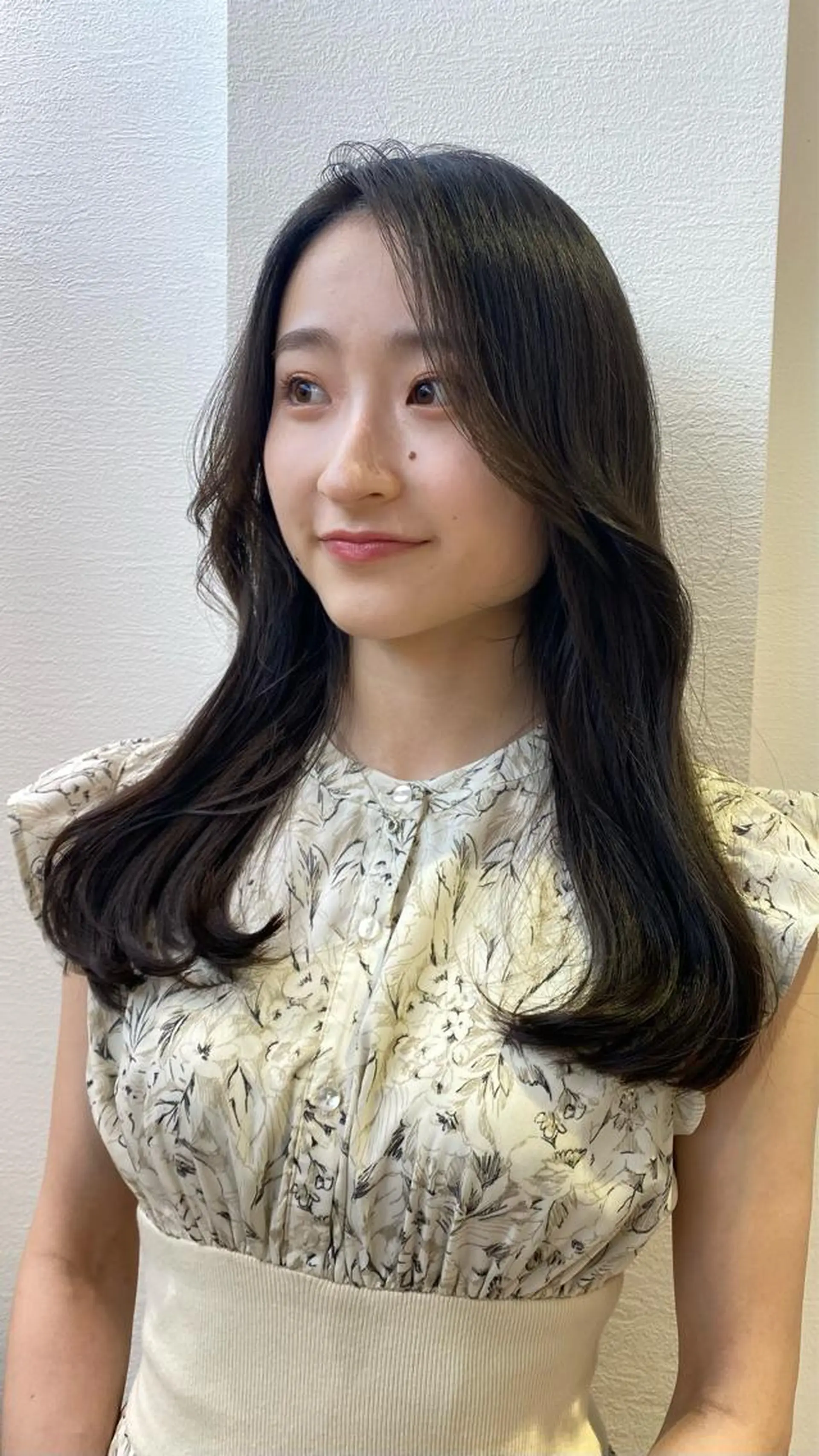 ロング カラー カット ヘアカラー トリートメント レイヤーカット /透明感カラー西田のヘアスタイル