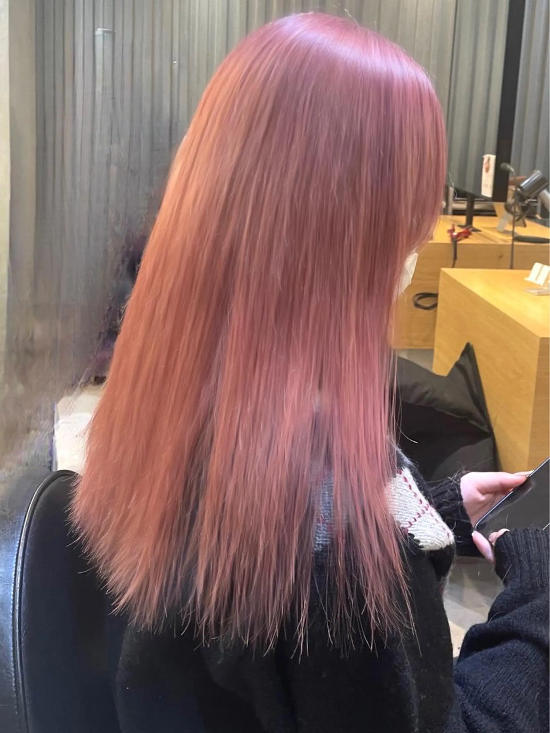 ロング カラー 韓国🇰🇷透明感 ERIのヘアスタイル