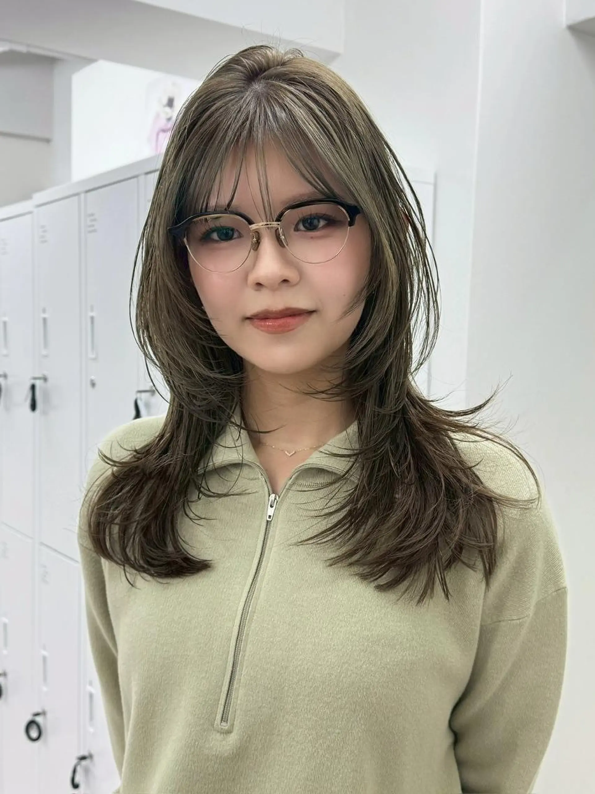 セミロング カラー 髪質改善 縮毛矯正 カット ヘアカラー トリートメント newi fhami 吉祥寺のヘアスタイル