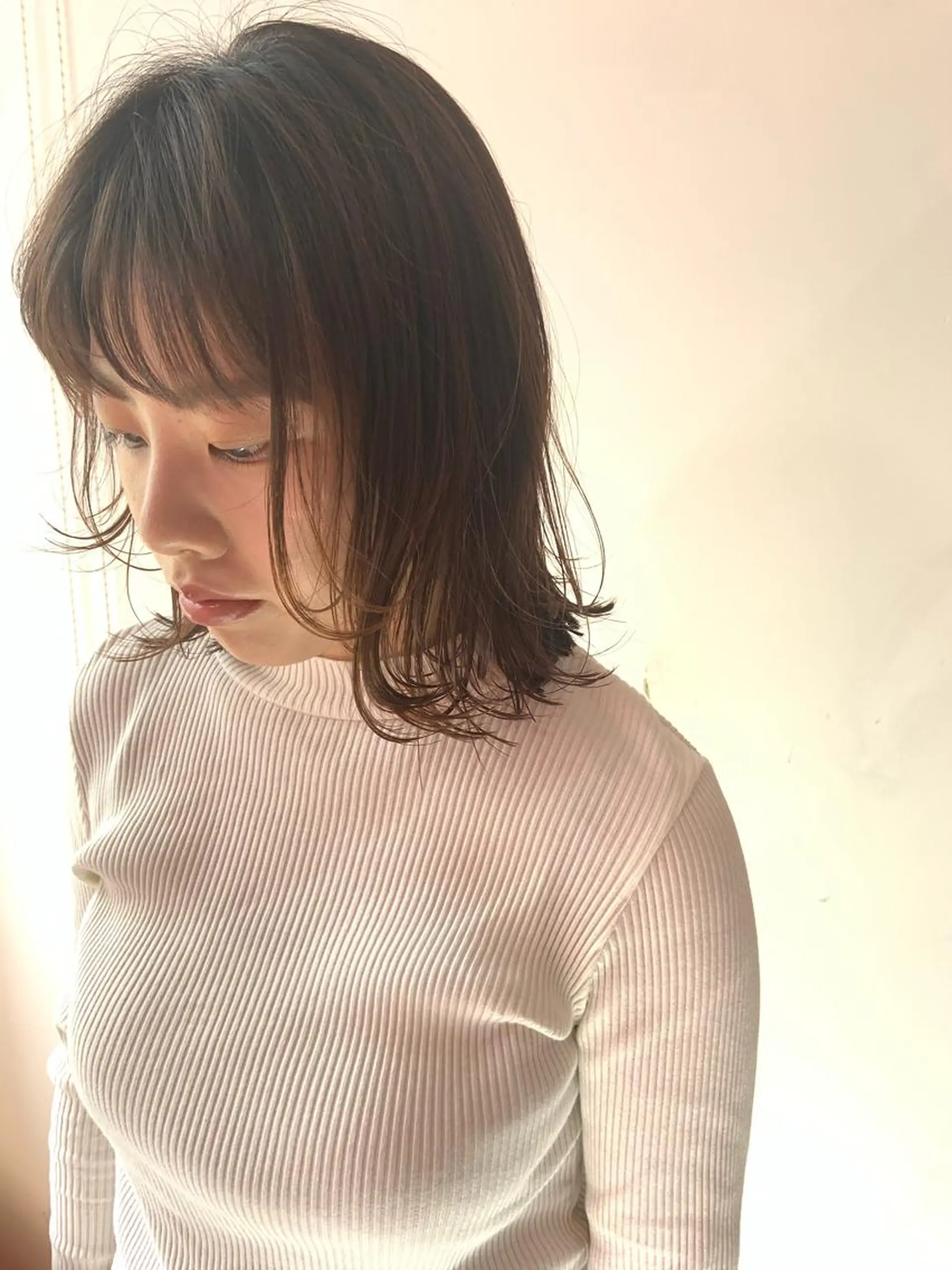 ミディアム yaya✂︎ 美髪/艶カラーのヘアスタイル