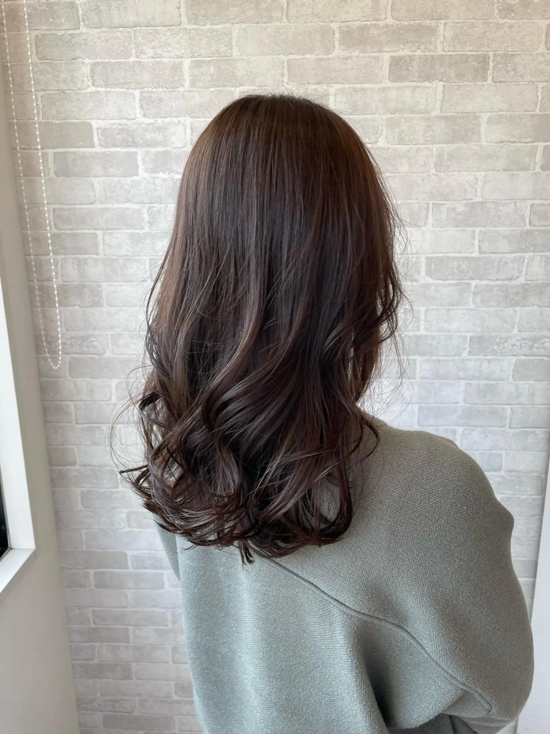 ロング カラー Well's TAIGAのヘアスタイル