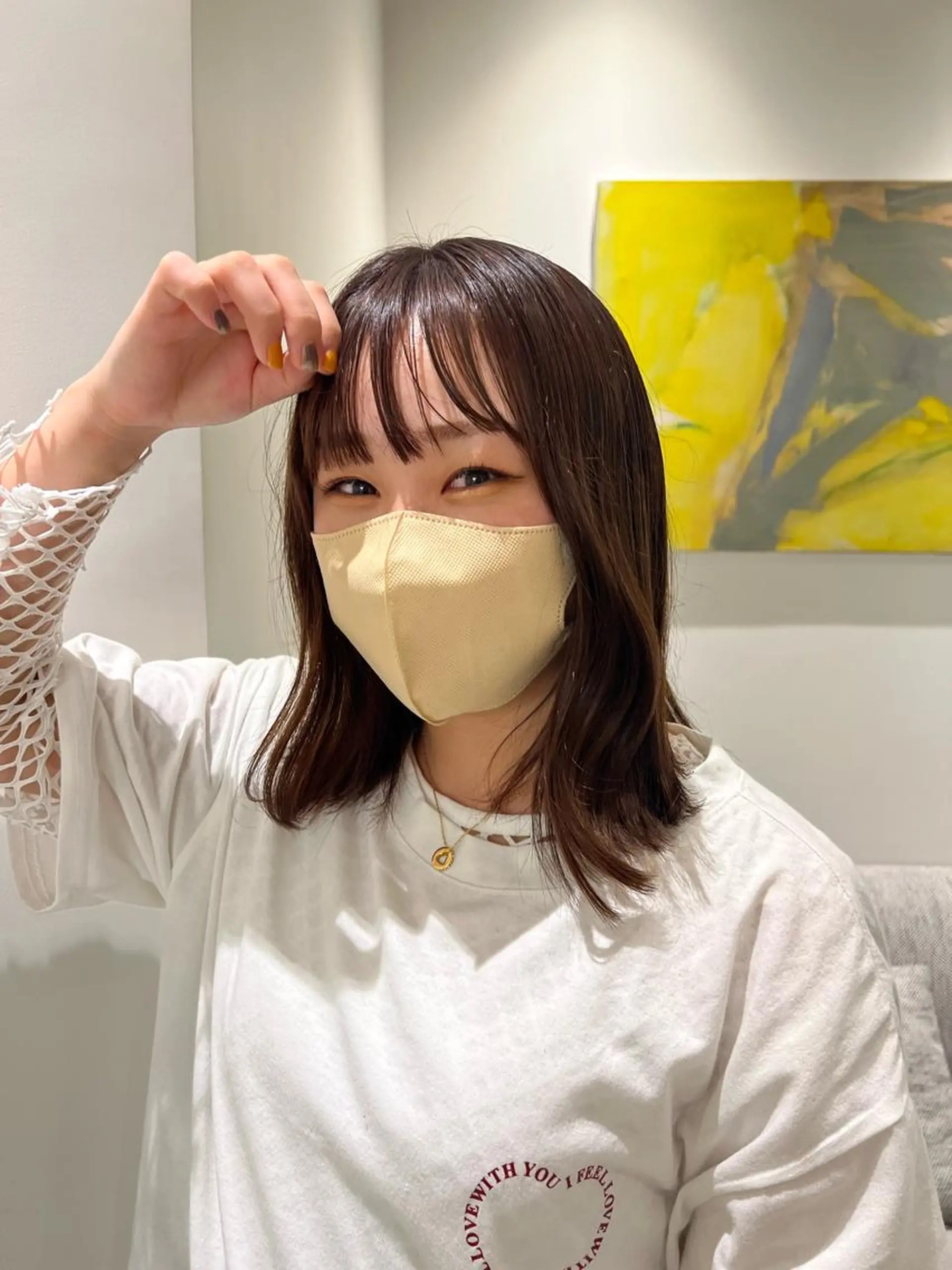 ミディアム 成岡 愛美のヘアスタイル