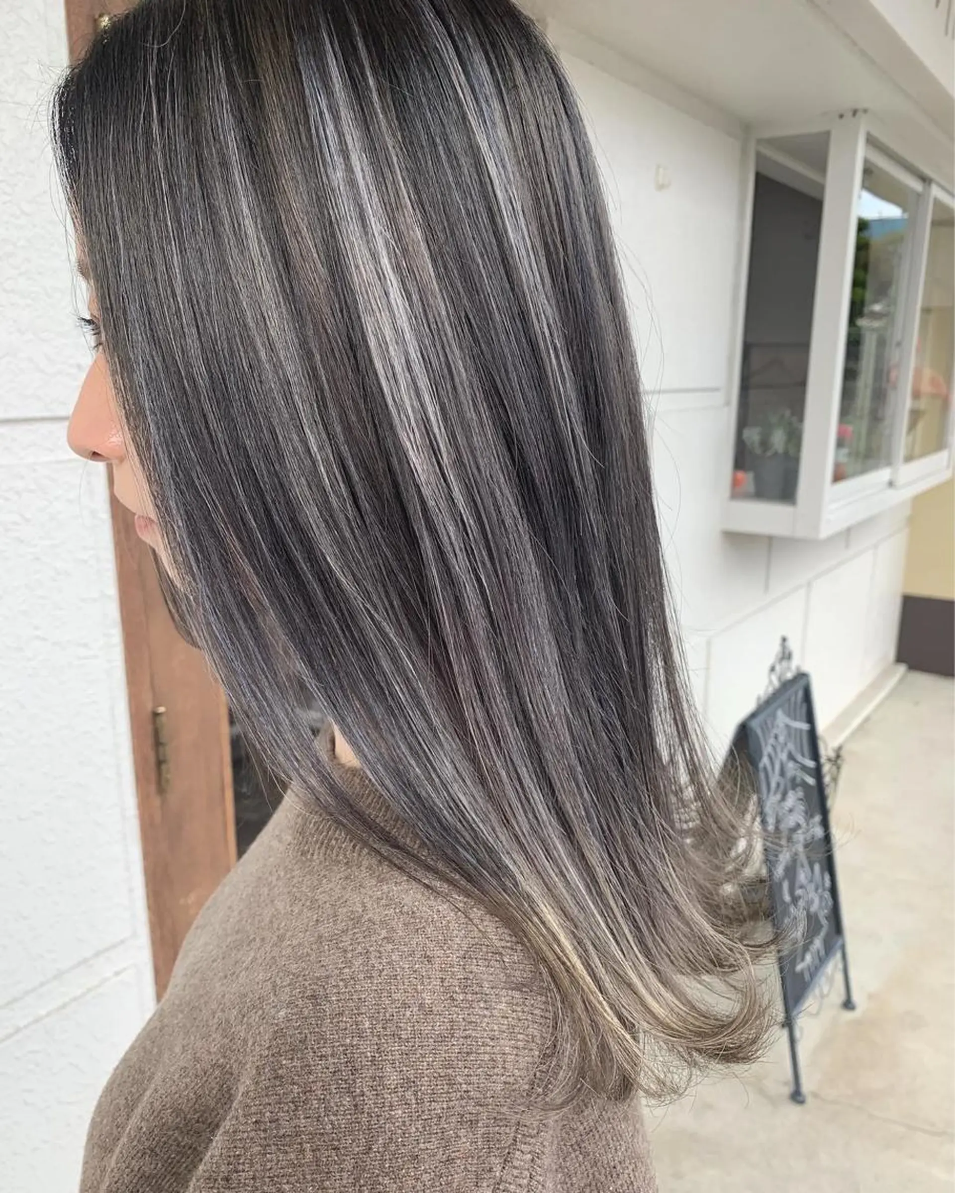 セミロング 3Dハイライト ハイライト yoshihara yuukiのヘアスタイル