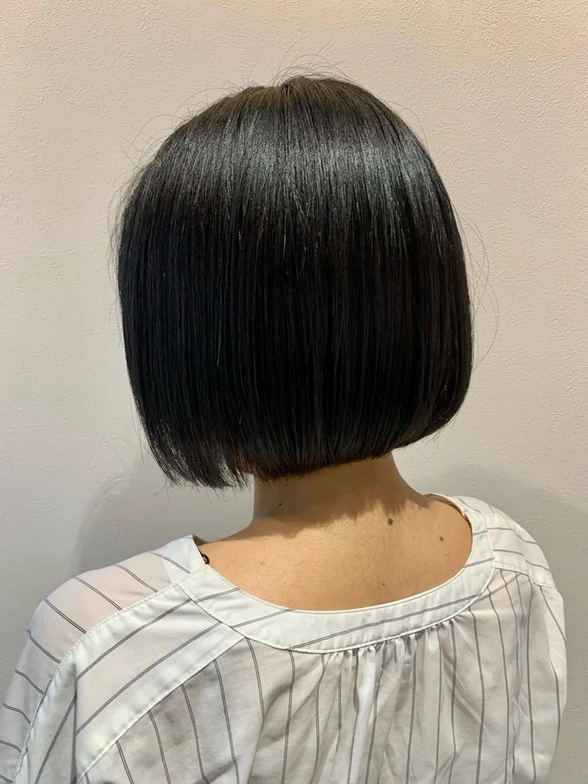 ミディアム ボブ カット 縮毛矯正 トリートメント ショート特化✂︎門脇 ~広がらない髪へ~のヘアスタイル