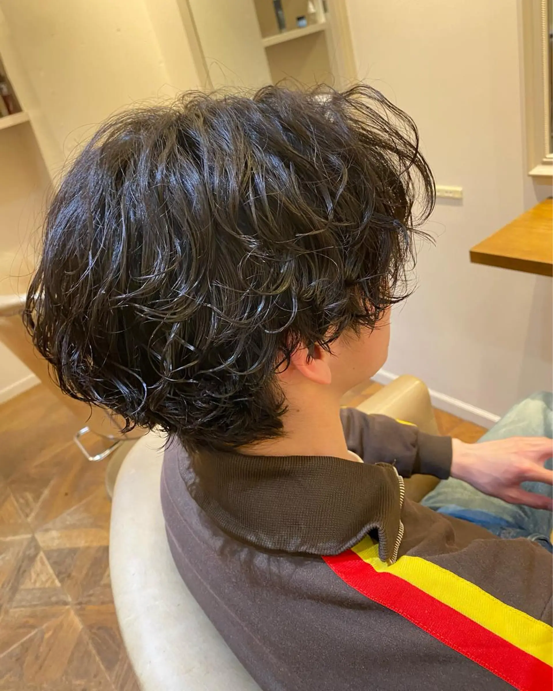 パーマ メンズ あべ しおりのヘアスタイル