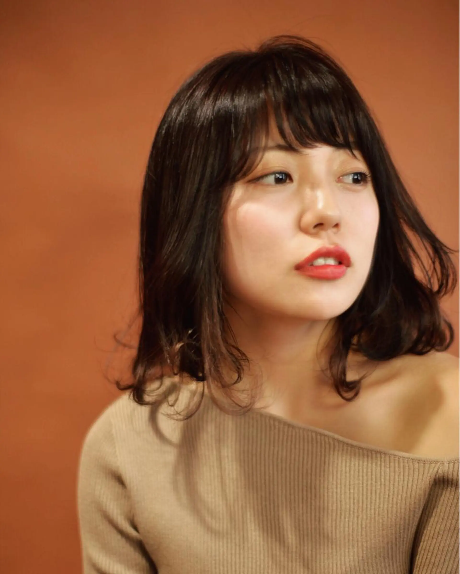 ミディアム カラー カット ヘアカラー トリートメント 似合わせカットカラー 🌿つじおかるみのヘアスタイル