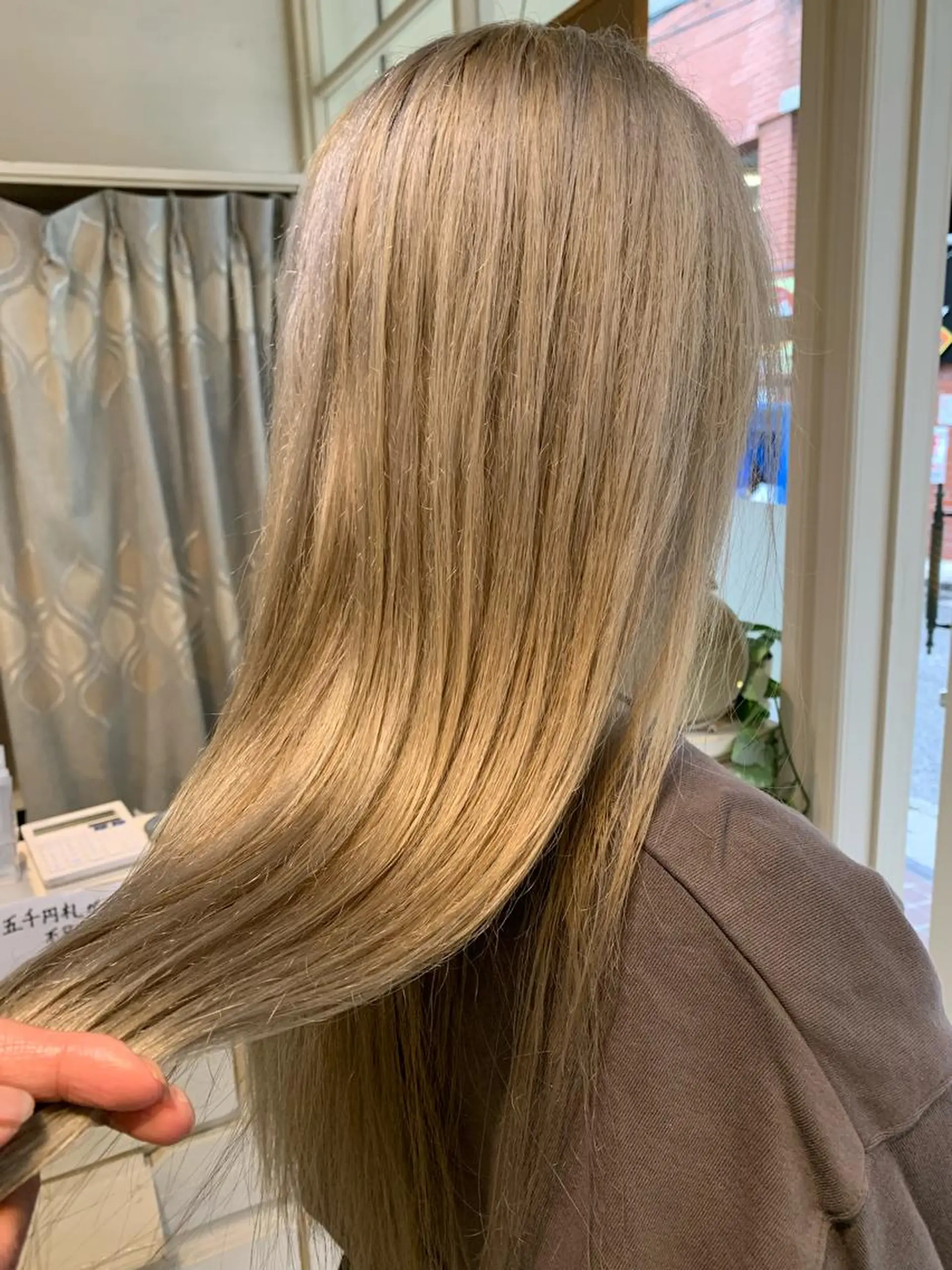 ロング カラー ブロンド ダブルカラー カラー職人 なかもと たつひろのヘアスタイル