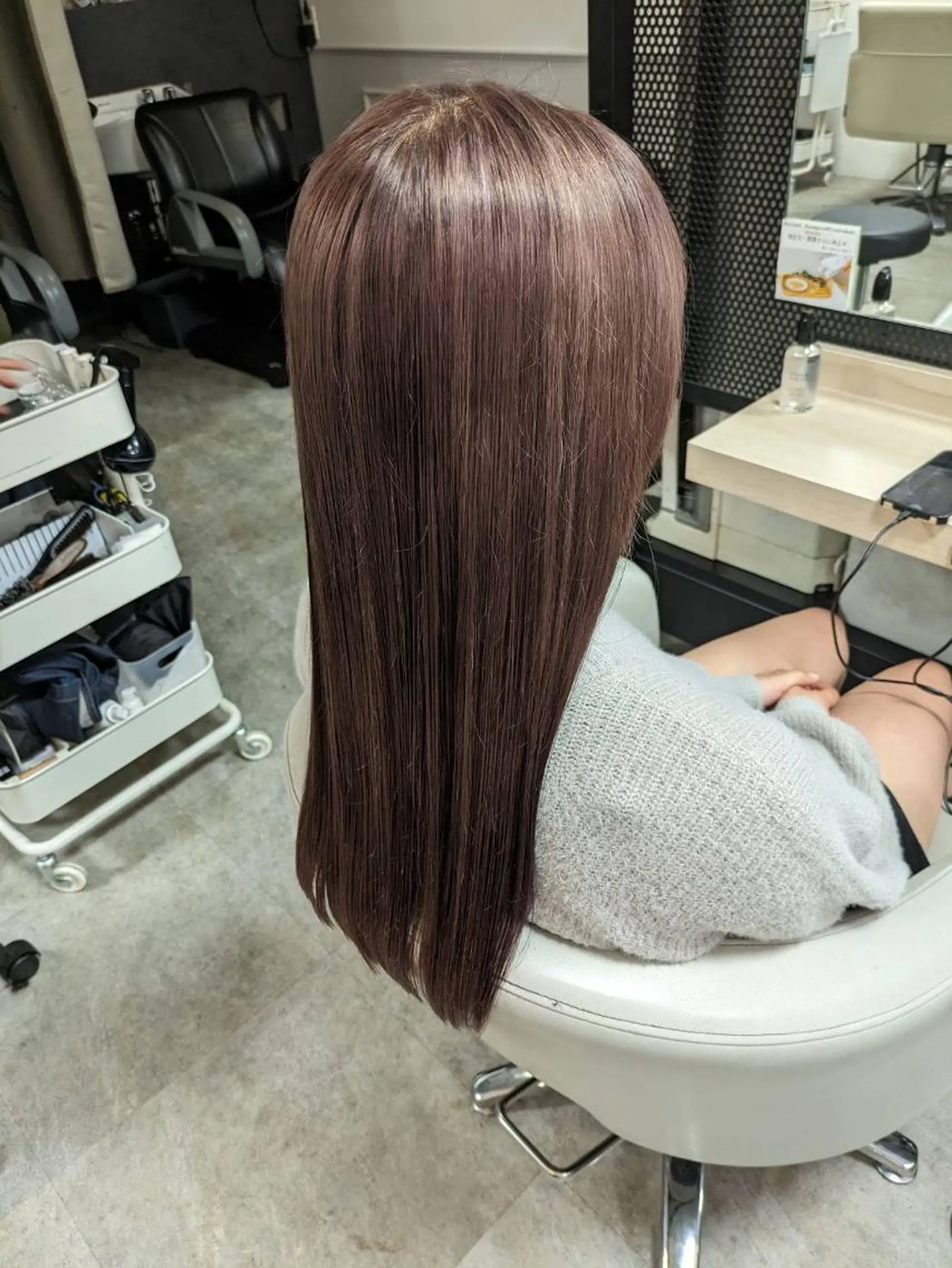 ロング ヘアカラー トリートメント ベージュ＊Spica 【ミルクティー】のヘアスタイル