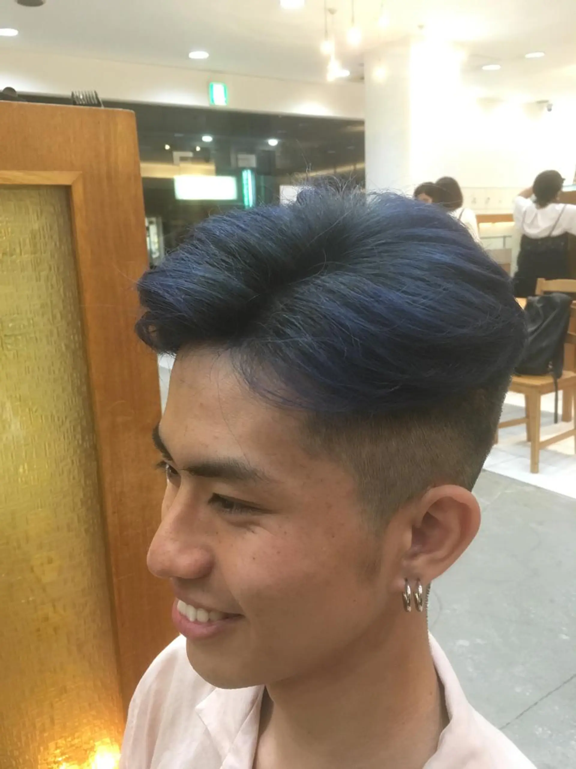 ショート カラー メンズ 白髪ぼかしハイライト 柳川拓哉のヘアスタイル