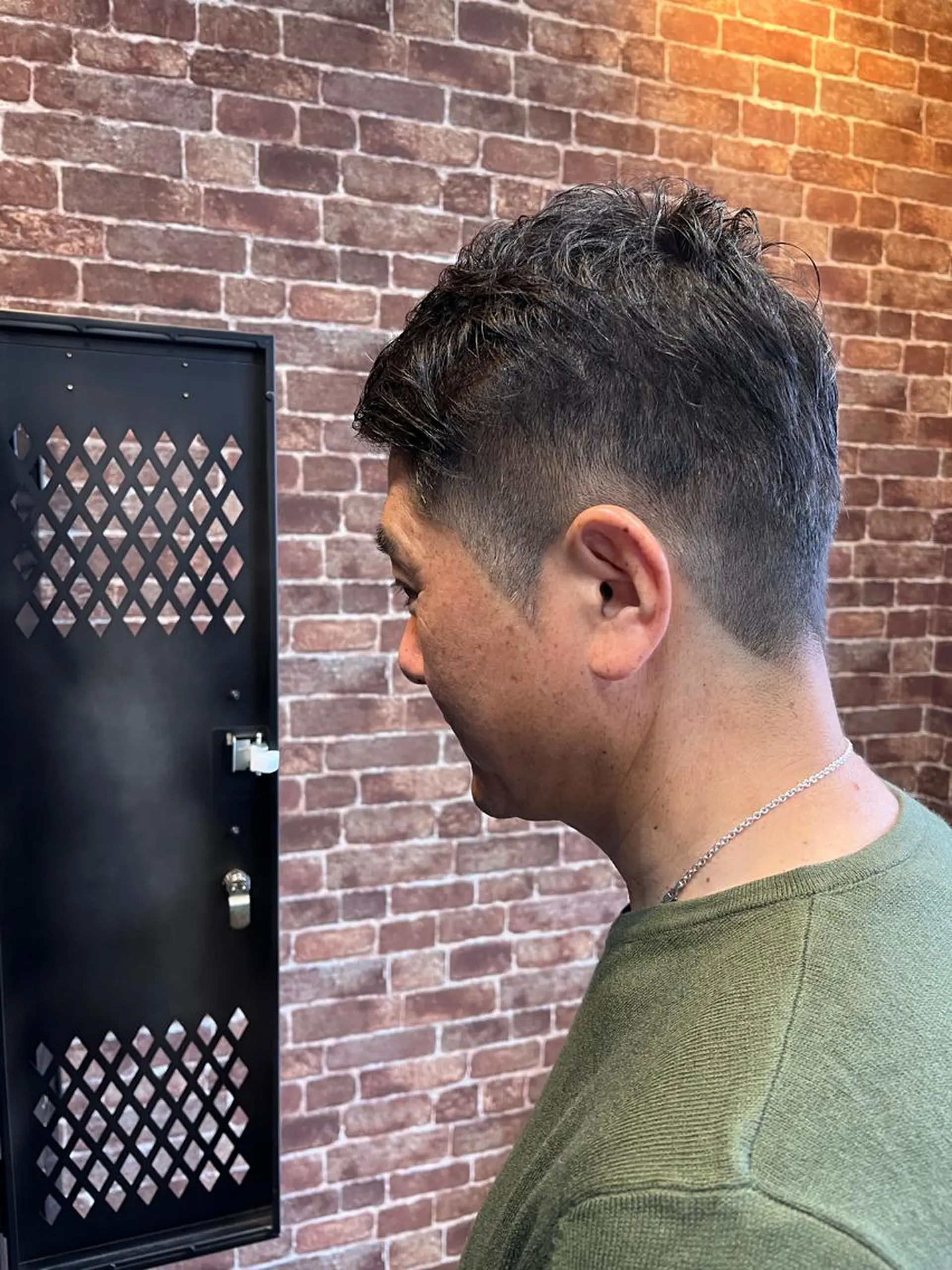 ショート カラー パーマ ヘアアレンジ メンズ キッズ ネイル マツエク・マツパ アイブロウ メンズブリーチ メンズハイライト メンズインナーカラー メンズ韓国風 ブリーチ 久木原 ゆりのヘアスタイル