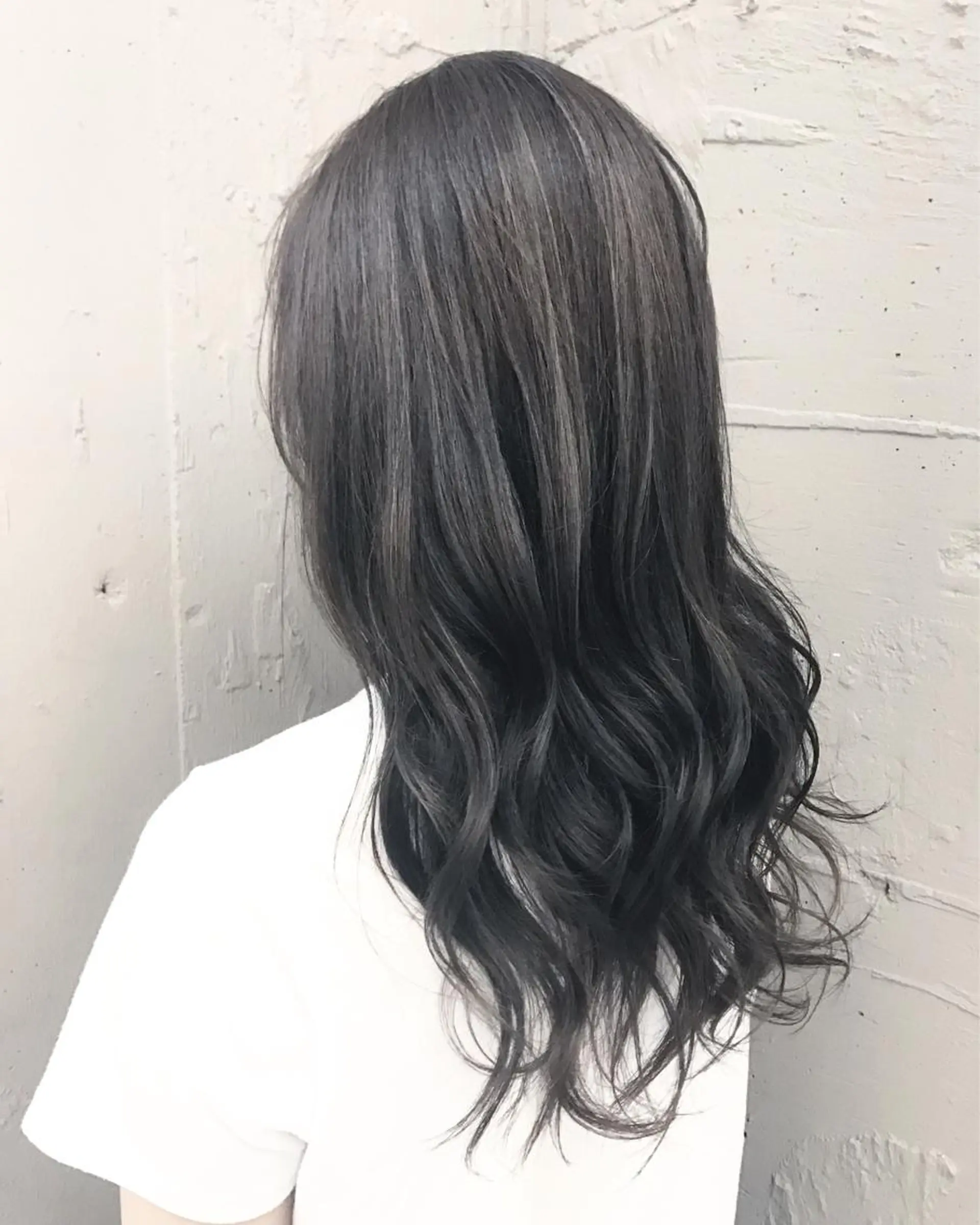 ロング 外国人風カラー ハイライト 縮毛矯正 髪質改善寺坂雄飛💐のヘアスタイル