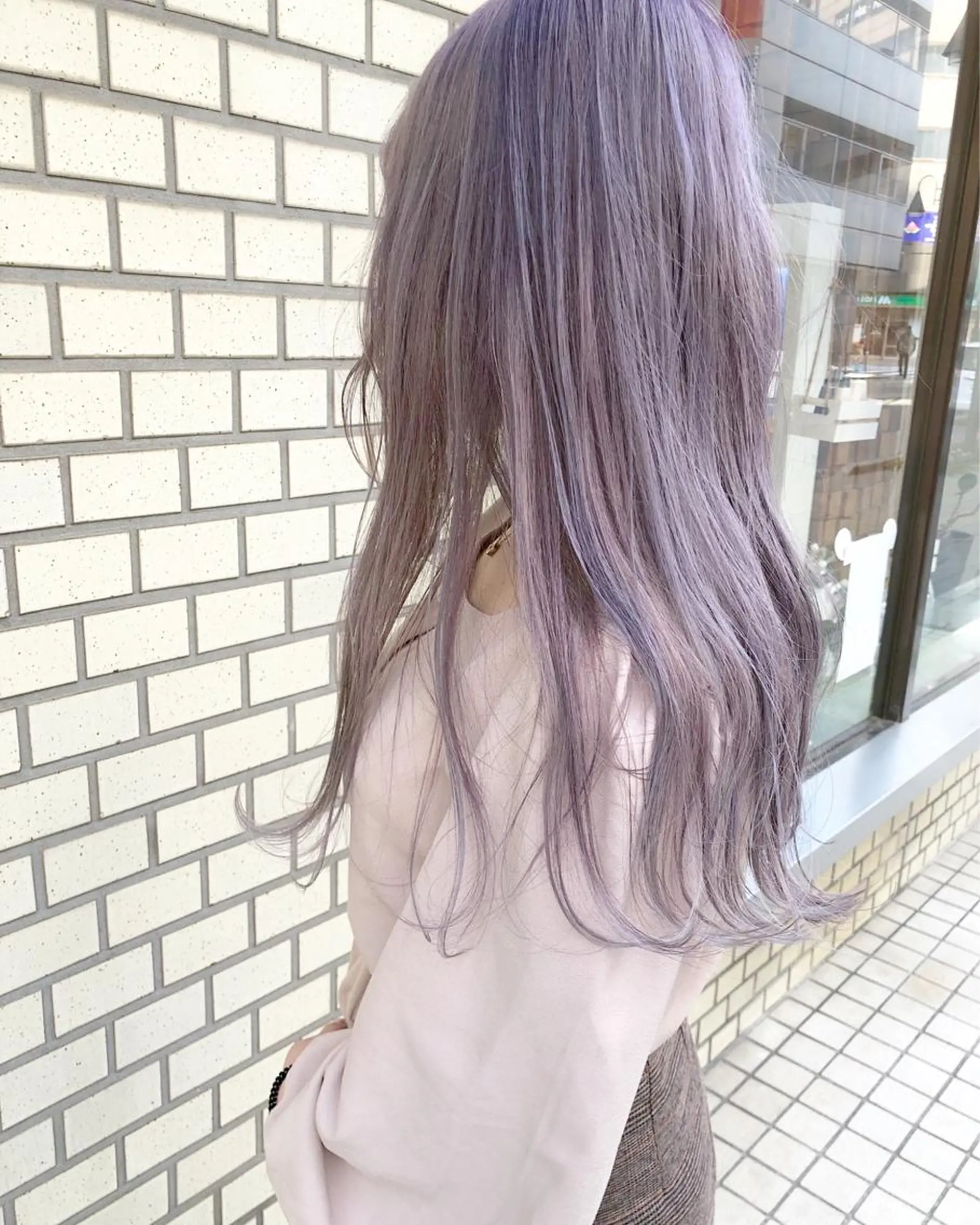 ロング カラー パーマ ヘアアレンジ ハイトーンカラー ラベンダーカラー ヘアカラー ハイトーン特化🤍 浦住のヘアスタイル