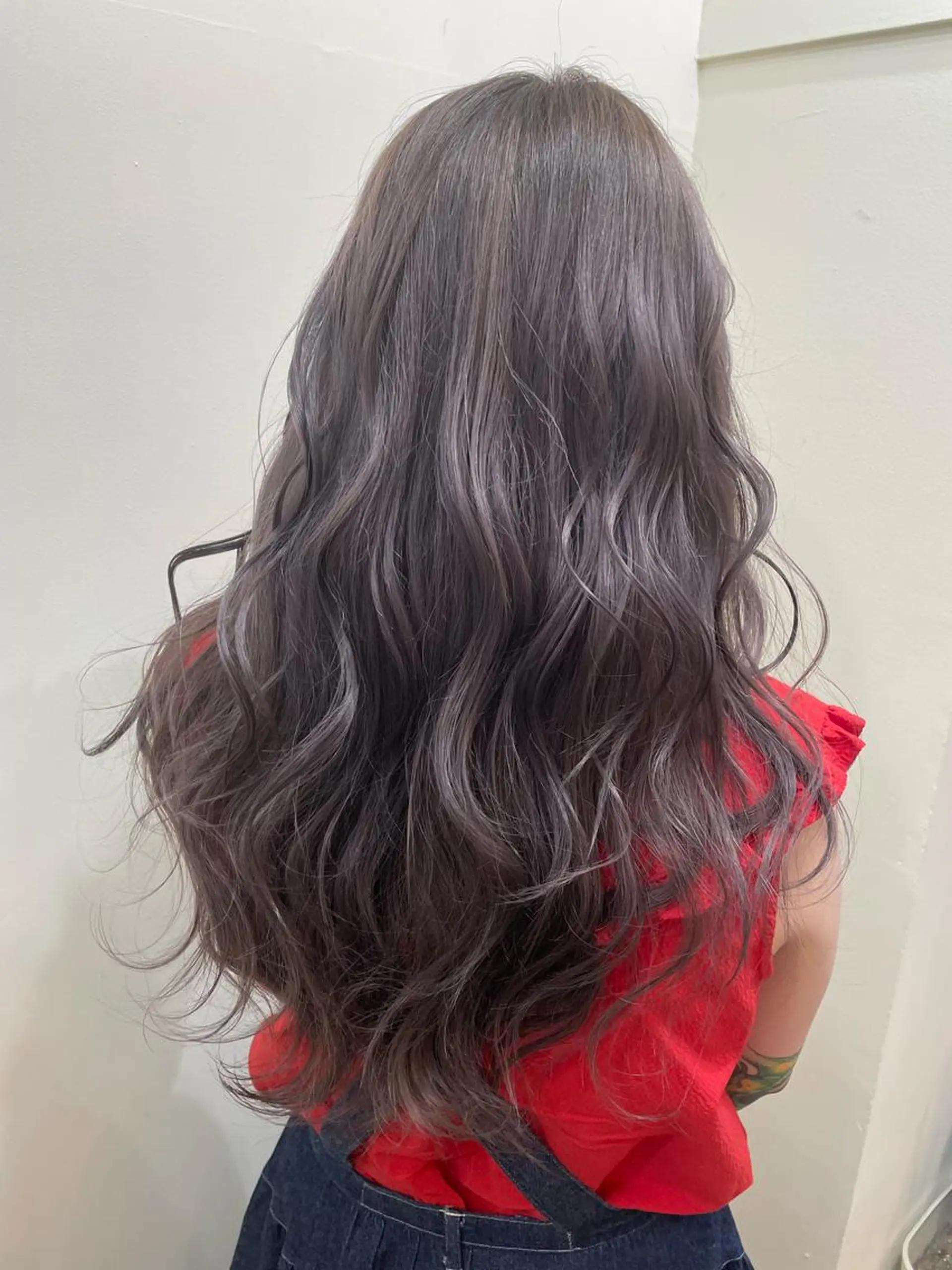 ロング カラー シールエクステ バレイヤージュ ブリーチ ケアブリーチ ダブルカラー カット ヘアカラー WEST OLAND加藤圭介のヘアスタイル