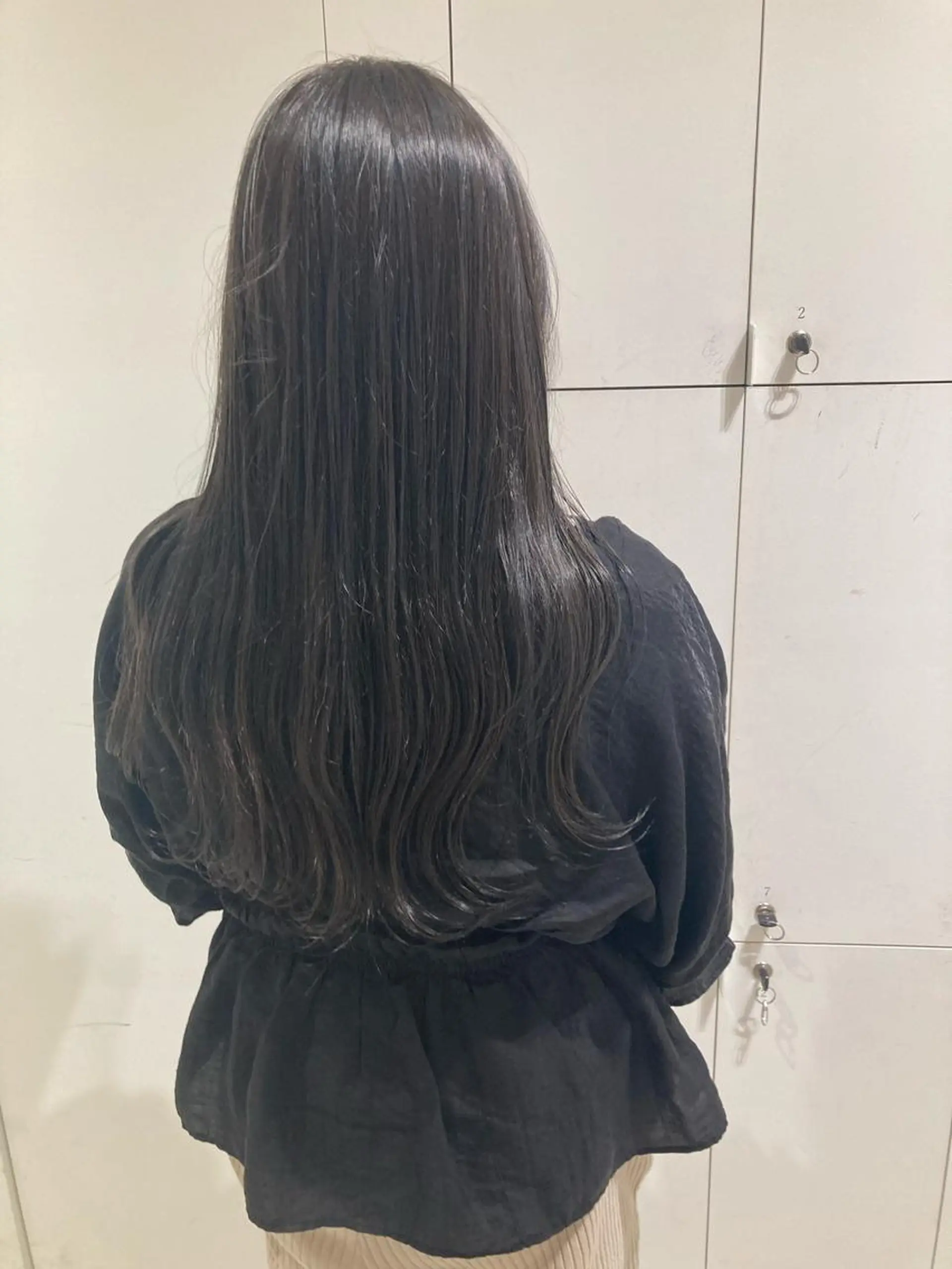 ロング カラー ヘアカラー トリートメント 透明感カラー🫧 nanohaのヘアスタイル