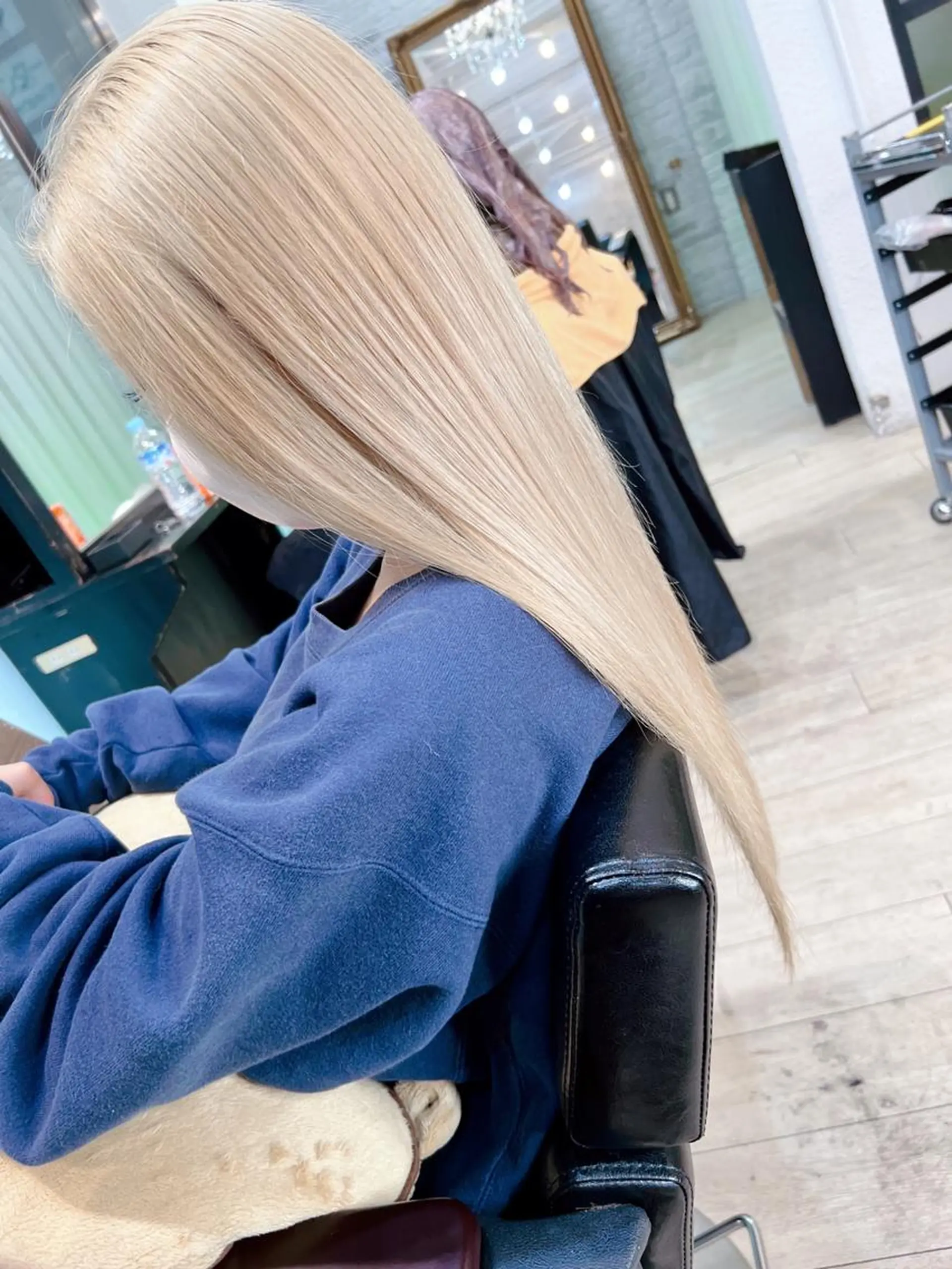 セミロング 髪質改善カラー特化 ルイス奈良のヘアスタイル