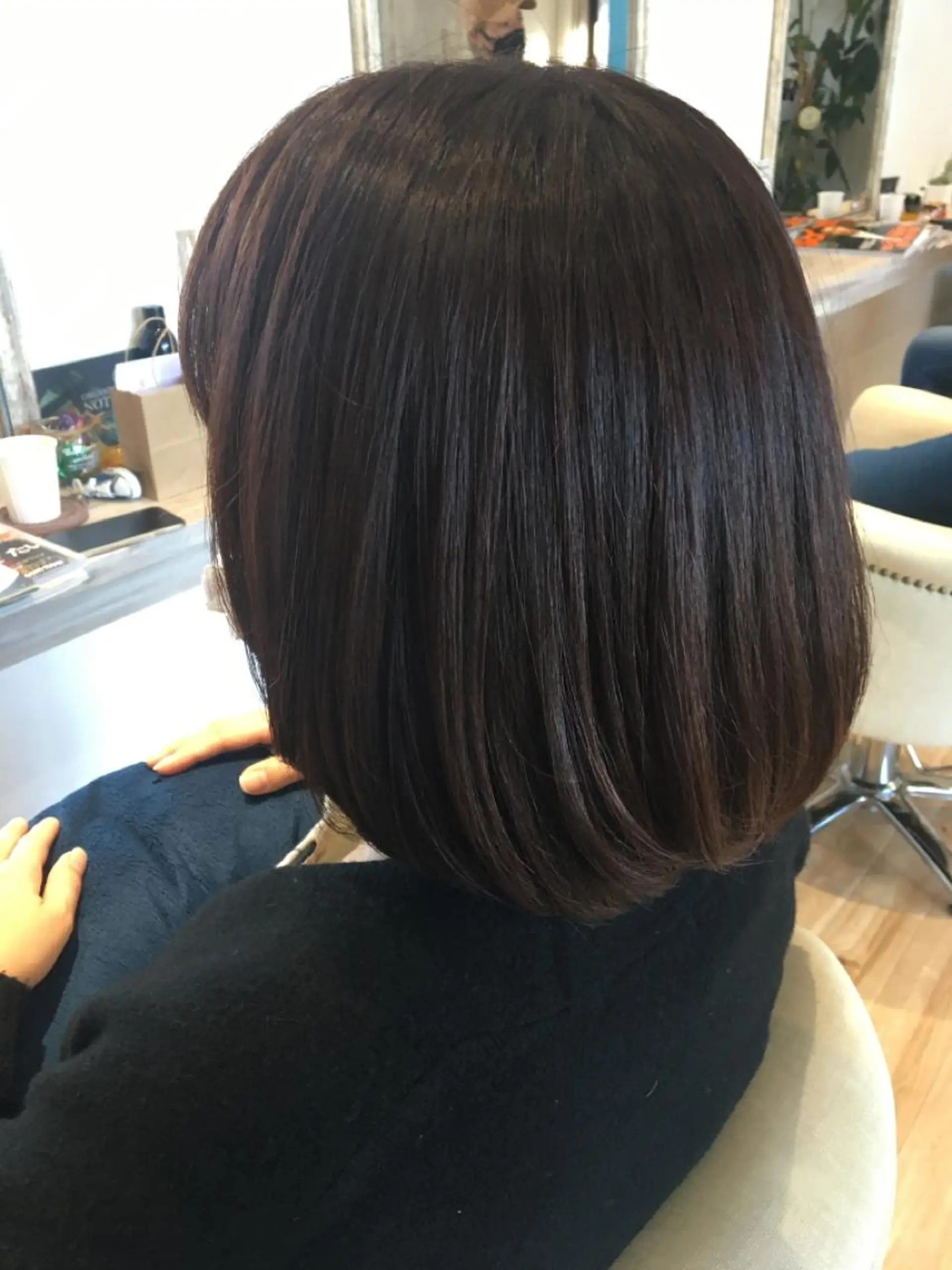 ミディアム カラー ブラウンカラー ピンクカラー パープルカラー Atelier 大内のヘアスタイル