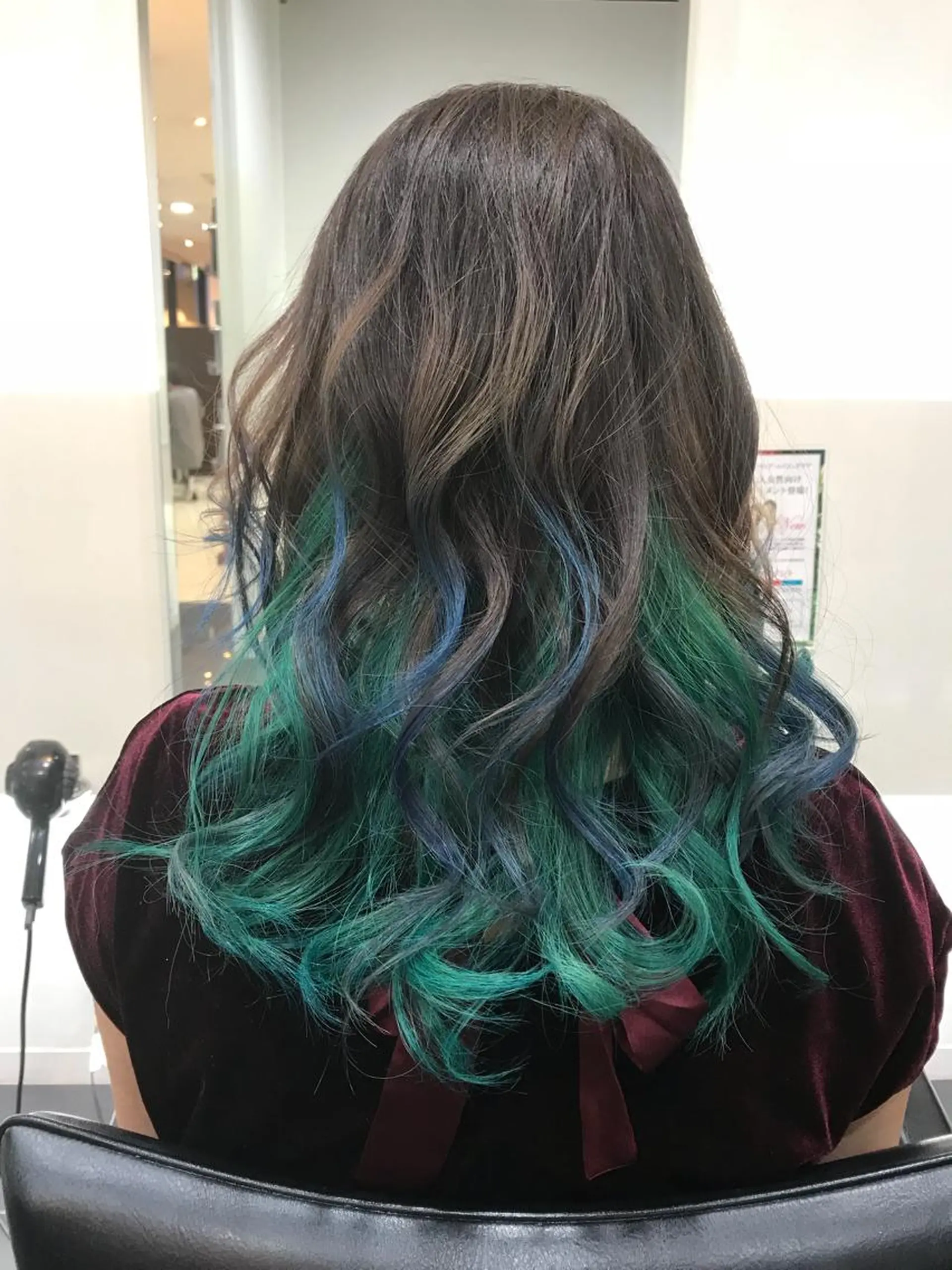 ロング カラー 関口 友行のヘアスタイル