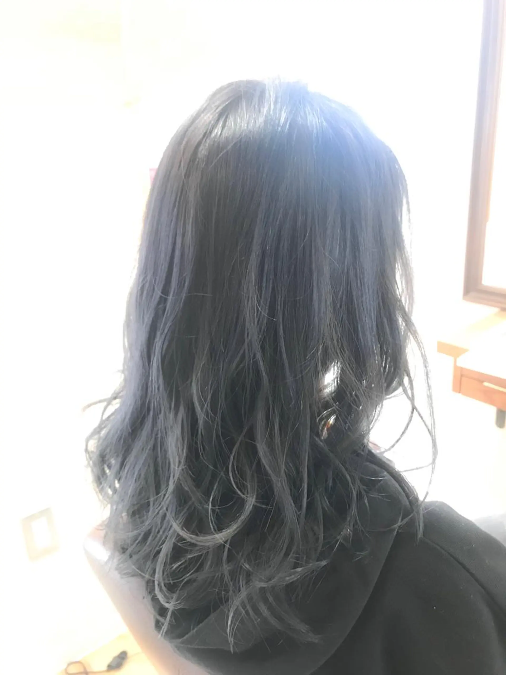 ロング カラー ブルーカラー ネイビーカラー 今井 三智也のヘアスタイル