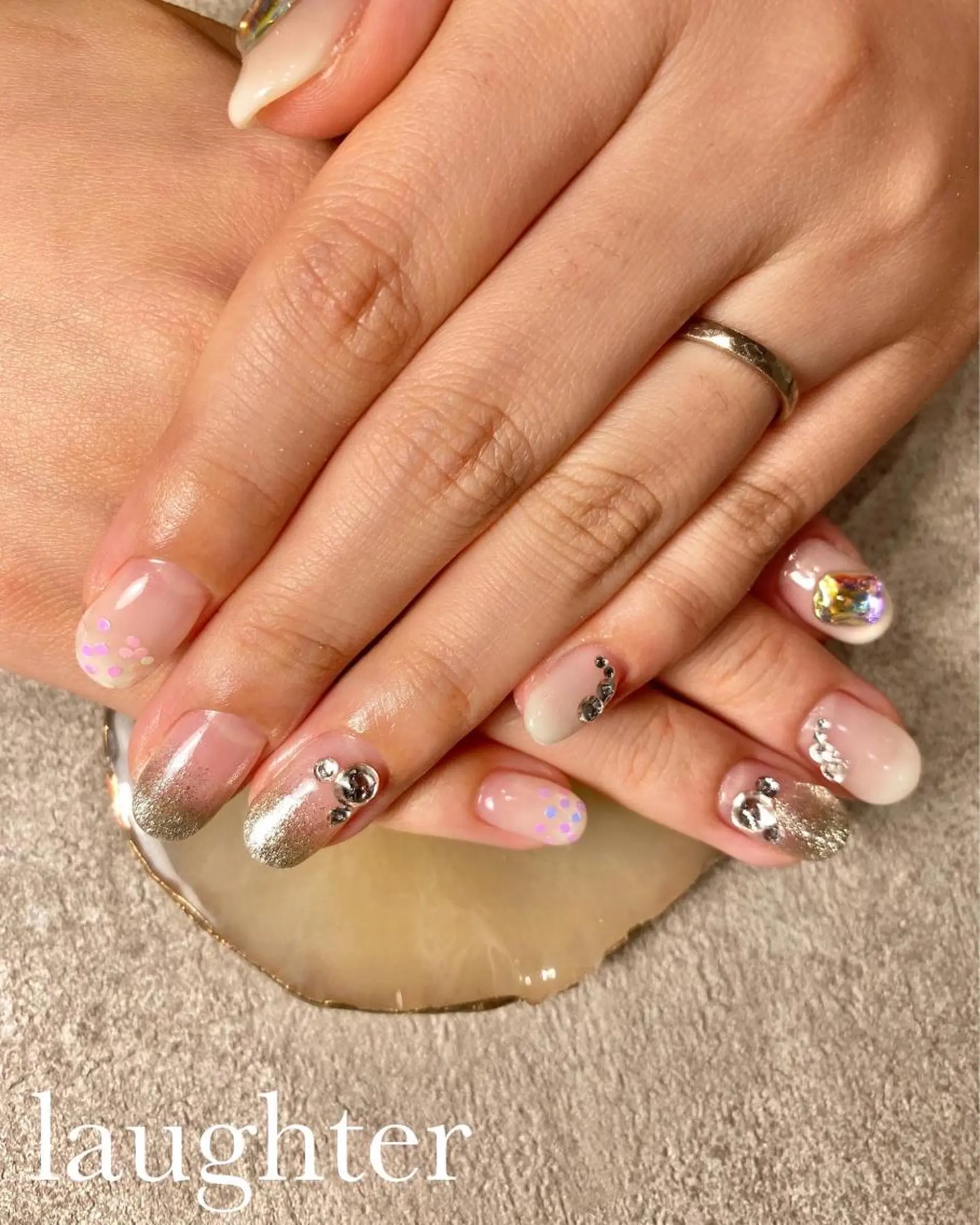 ネイル ハンドネイル laughter nailのネイルデザイン