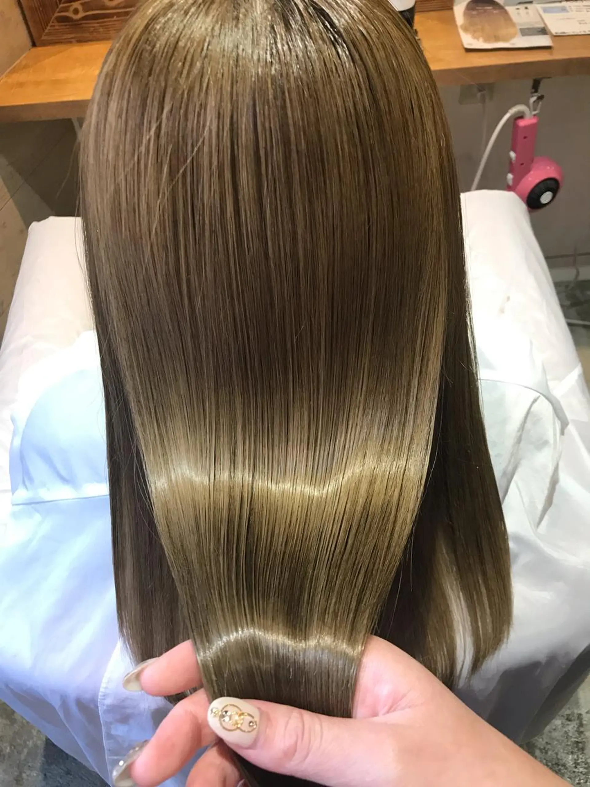 ロング カラー 髪質改善×矯正🫧 韓国ヘアasamiのヘアスタイル