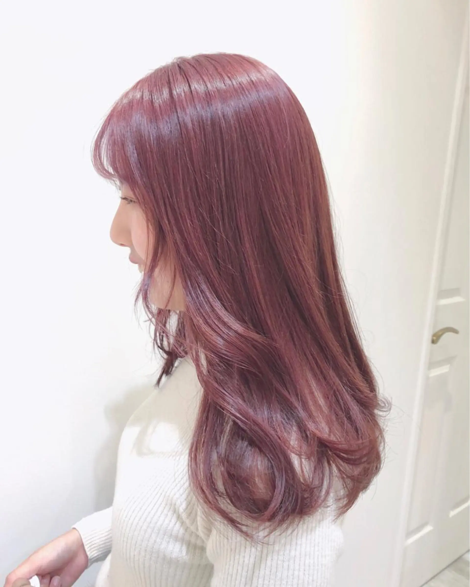 セミロング カラー ブリーチ ピンクカラー HAUS 片山みほのヘアスタイル
